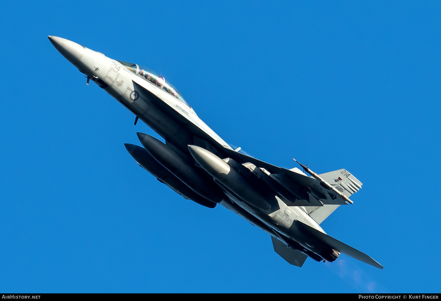 Aircraft Photo of A44-214 | Boeing F/A-18F Super Hornet | Australia - Air Force | AirHistory.net #575589