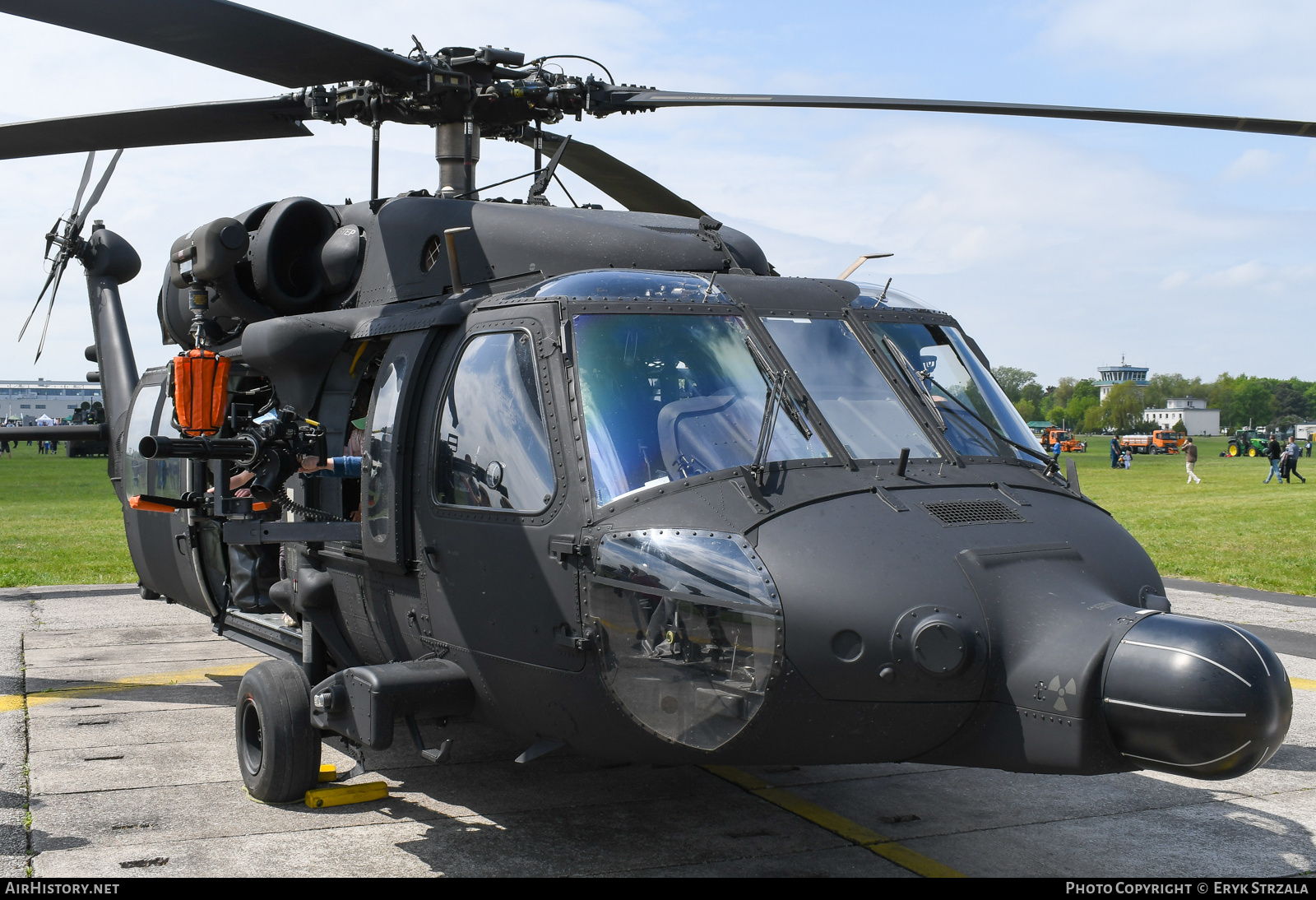 Aircraft Photo of 1301 | Sikorsky S-70i International Black Hawk | Poland - Army | AirHistory.net #575609