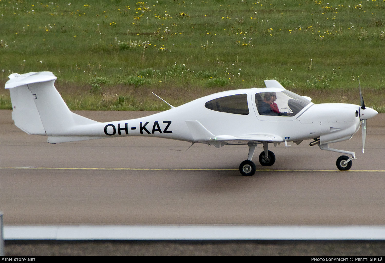 Aircraft Photo of OH-KAZ | Diamond DA40 NG Diamond Star | AirHistory.net #575674
