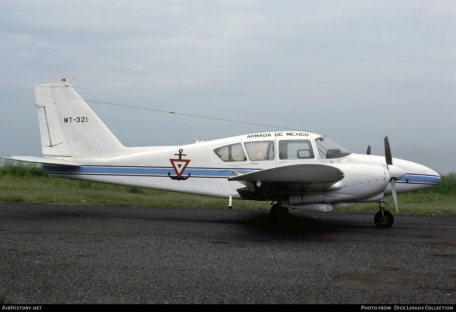 Aircraft Photo of MT-321 | Piper PA-23-250 Aztec | Mexico - Navy | AirHistory.net #575675