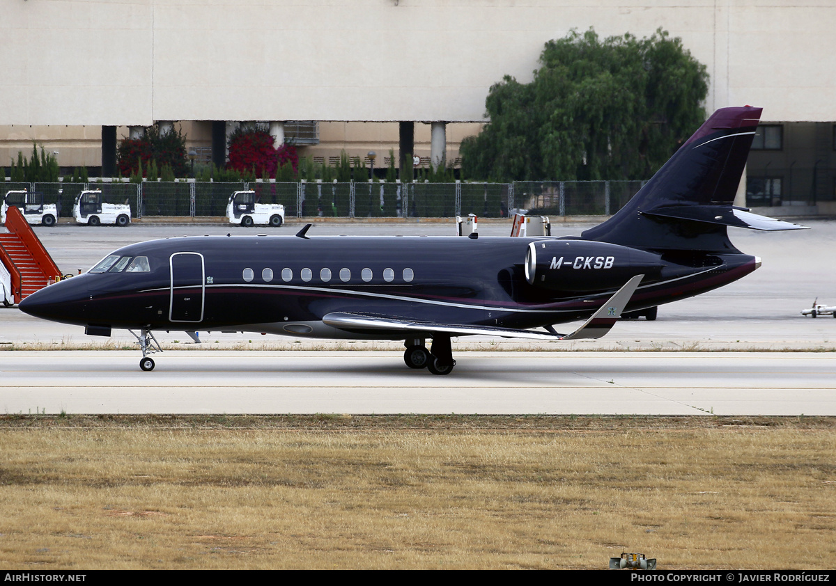 Aircraft Photo of M-CKSB | Dassault Falcon 2000 | AirHistory.net #575709