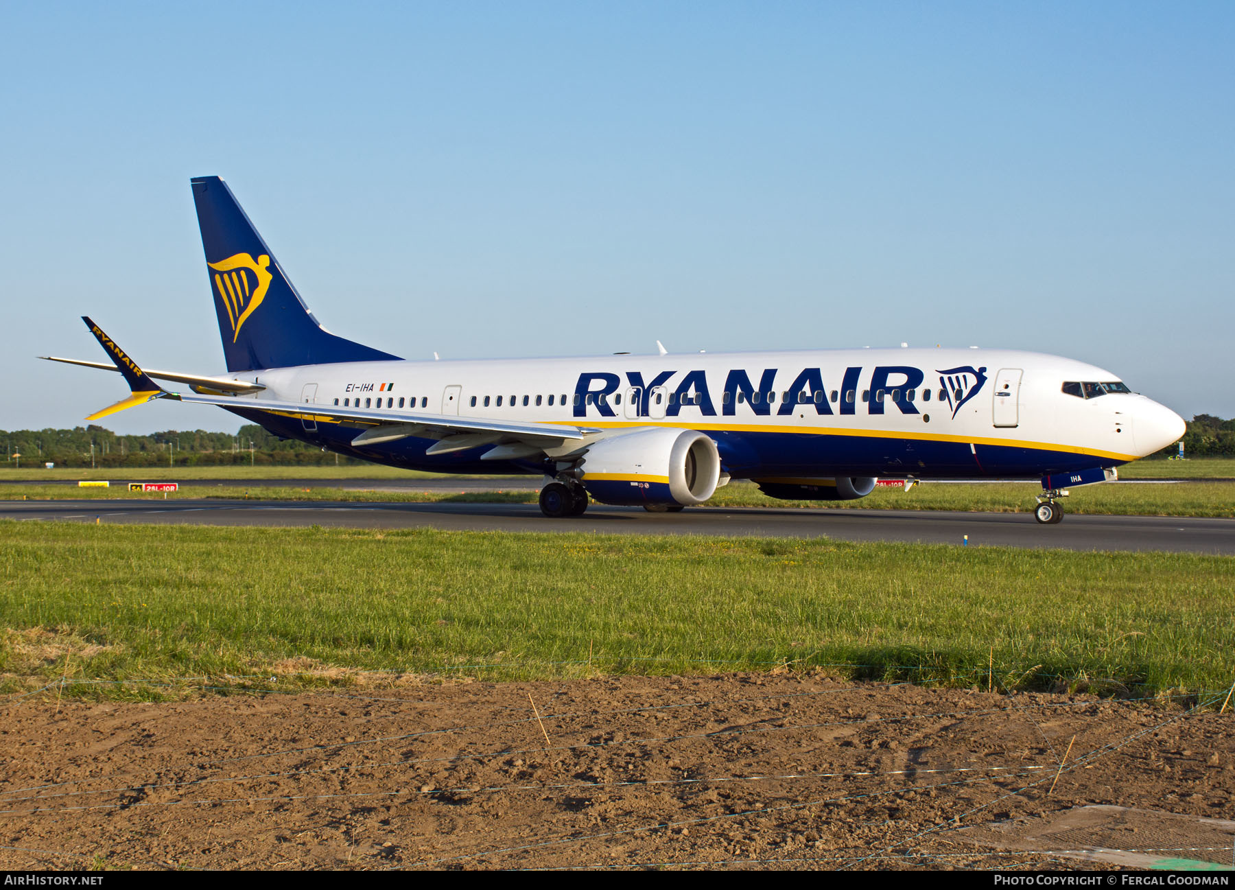 Aircraft Photo of EI-IHA | Boeing 737-8200 Max 200 | Ryanair | AirHistory.net #575752