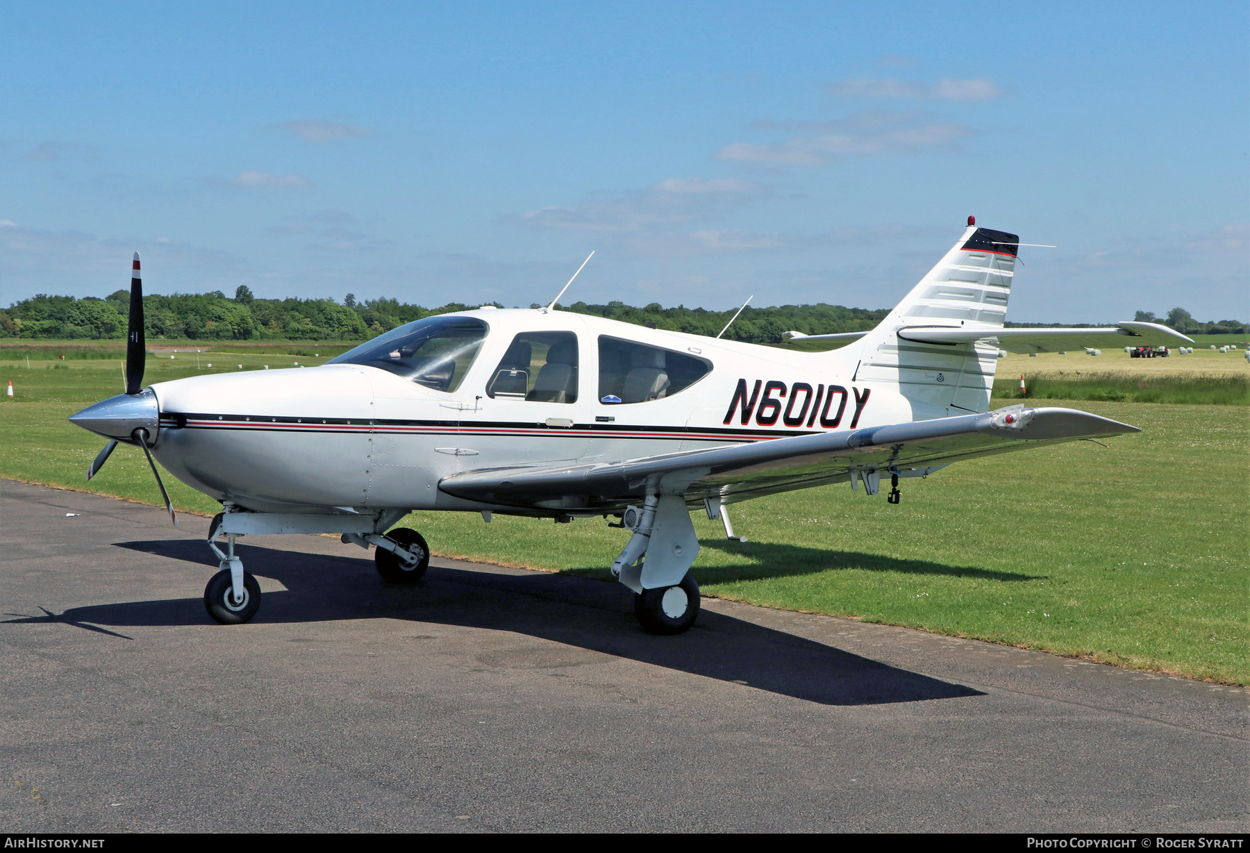 Aircraft Photo of N6010Y | Commander 114B | AirHistory.net #575815