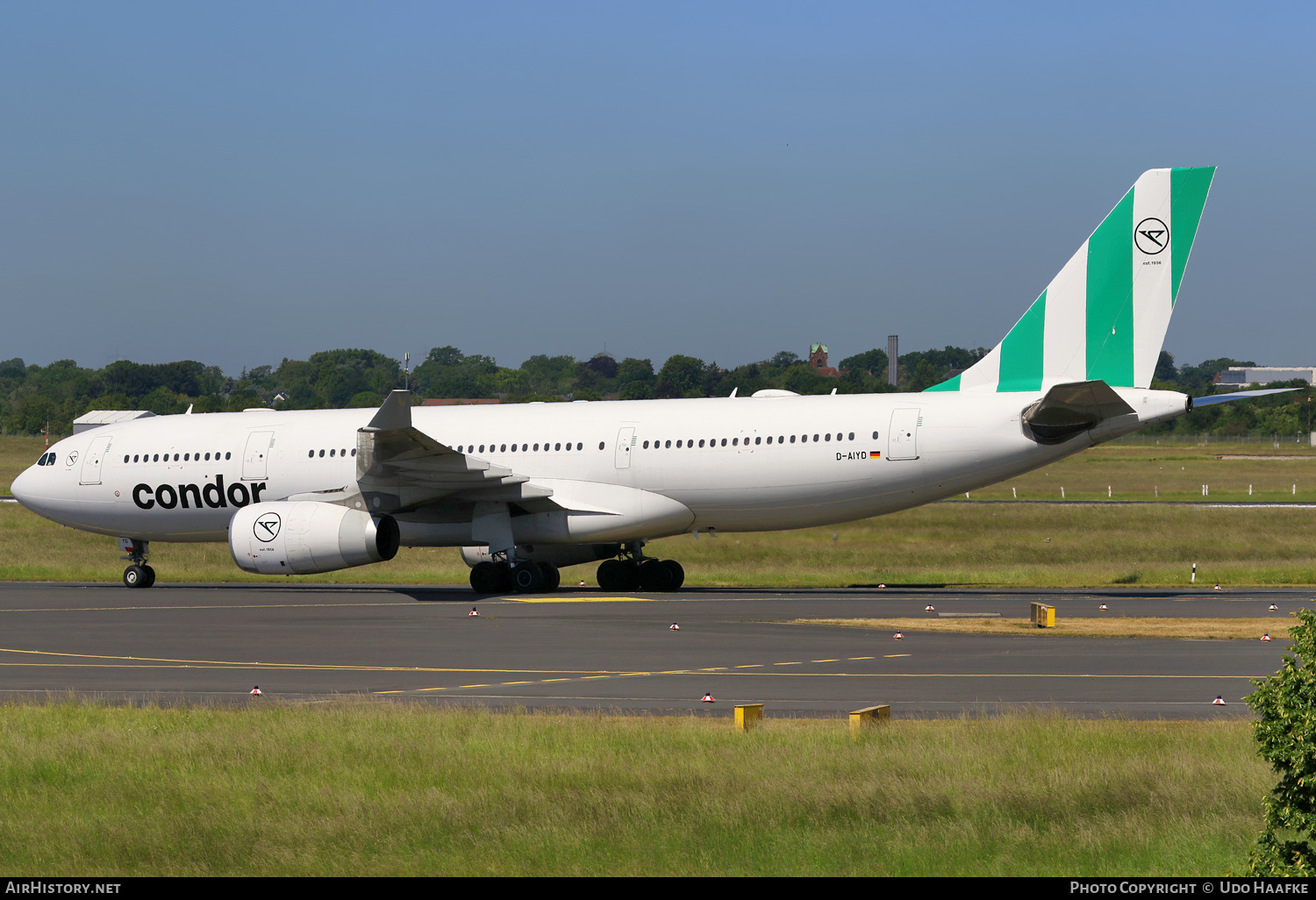 Aircraft Photo of D-AIYD | Airbus A330-243 | Condor Flugdienst | AirHistory.net #575834