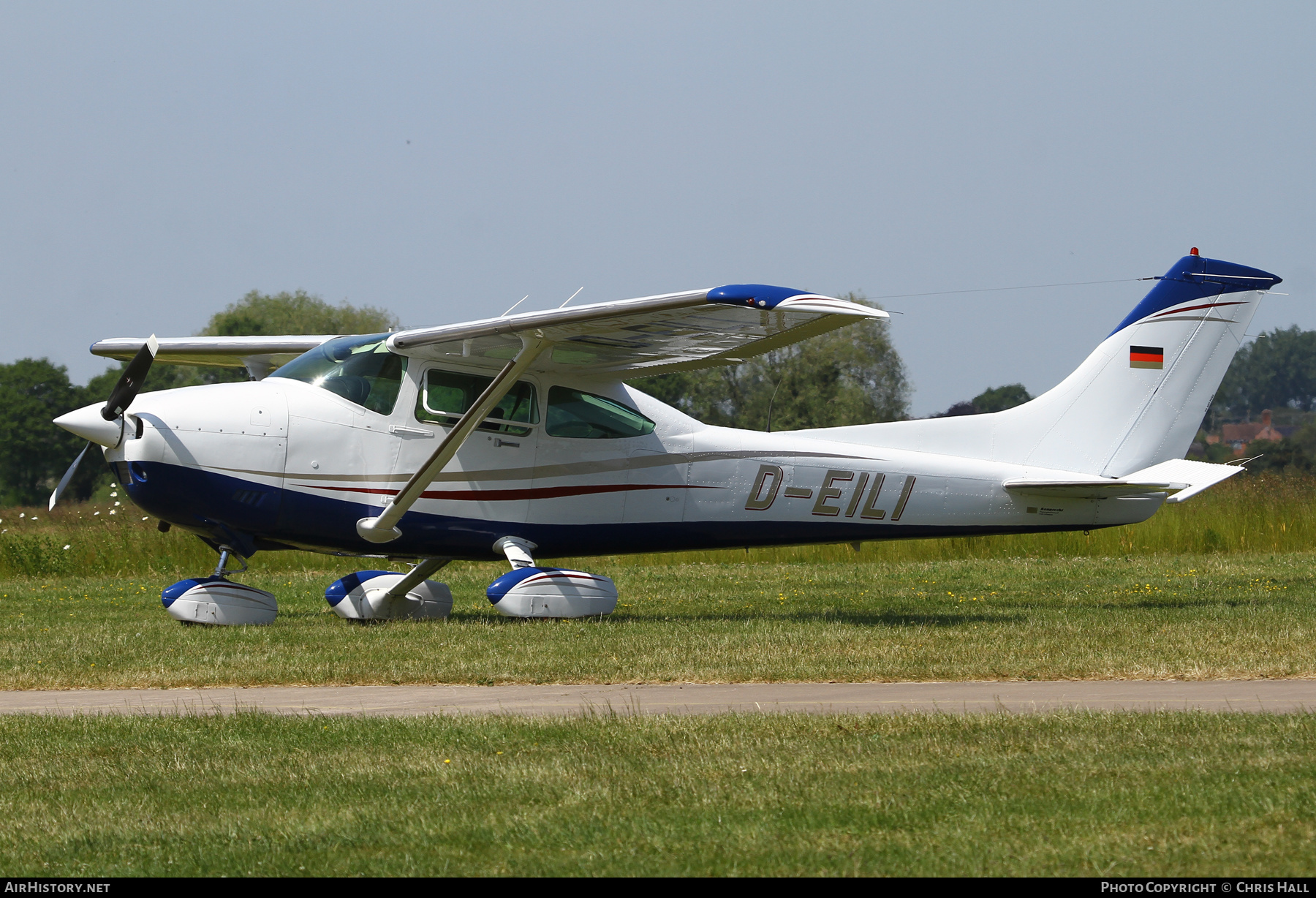 Aircraft Photo of D-EILI | Cessna 182R Skylane | AirHistory.net #575940