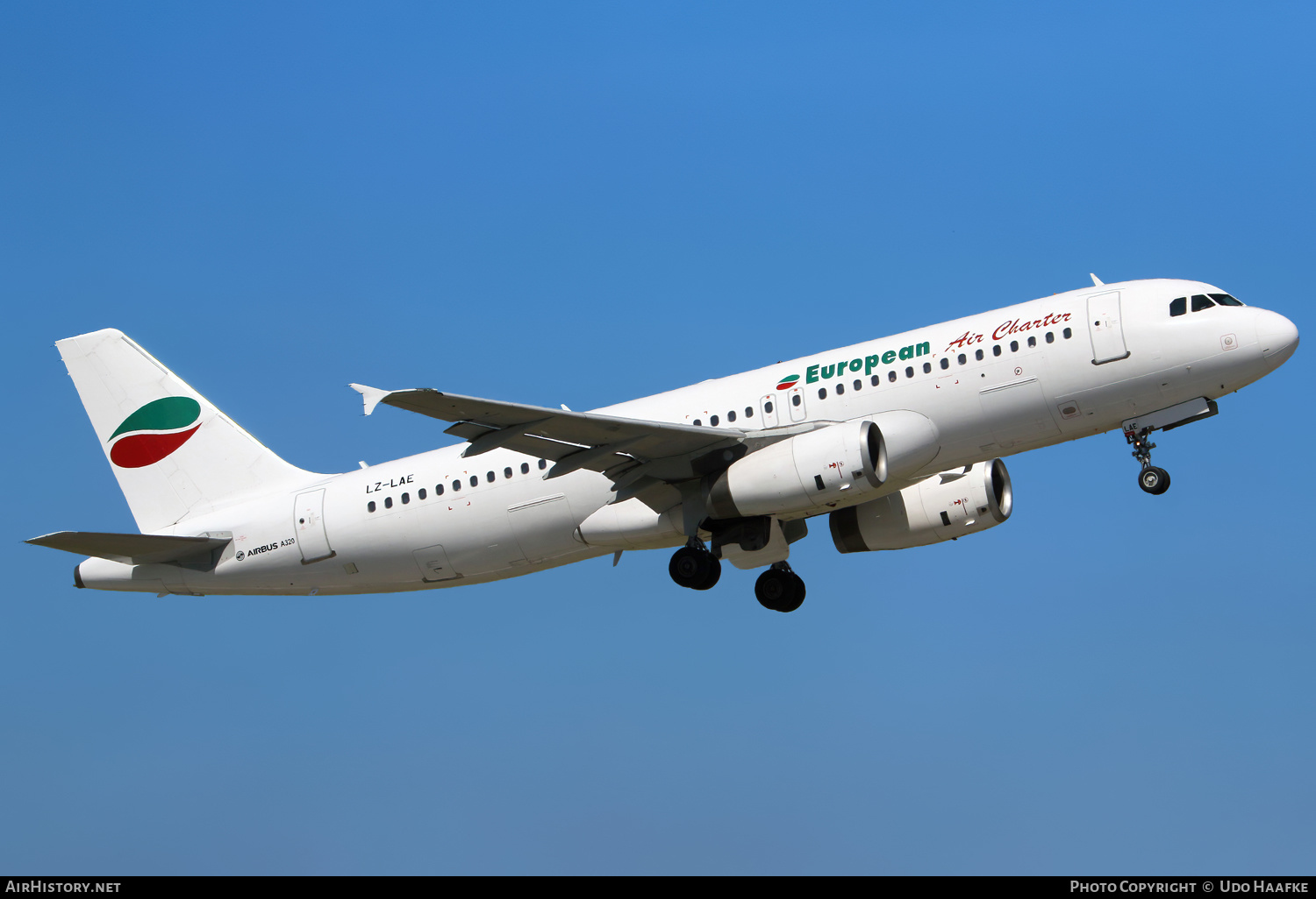 Aircraft Photo of LZ-LAE | Airbus A320-231 | European Air Charter | AirHistory.net #576007