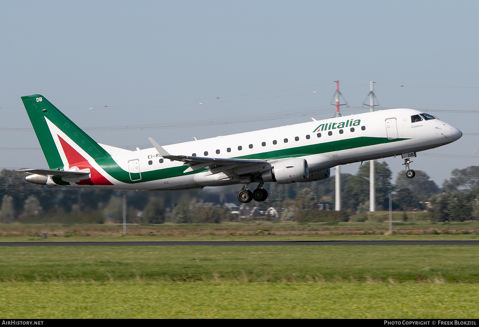 Aircraft Photo of EI-RDB | Embraer 175STD (ERJ-170-200STD) | Alitalia CityLiner | AirHistory.net #576012