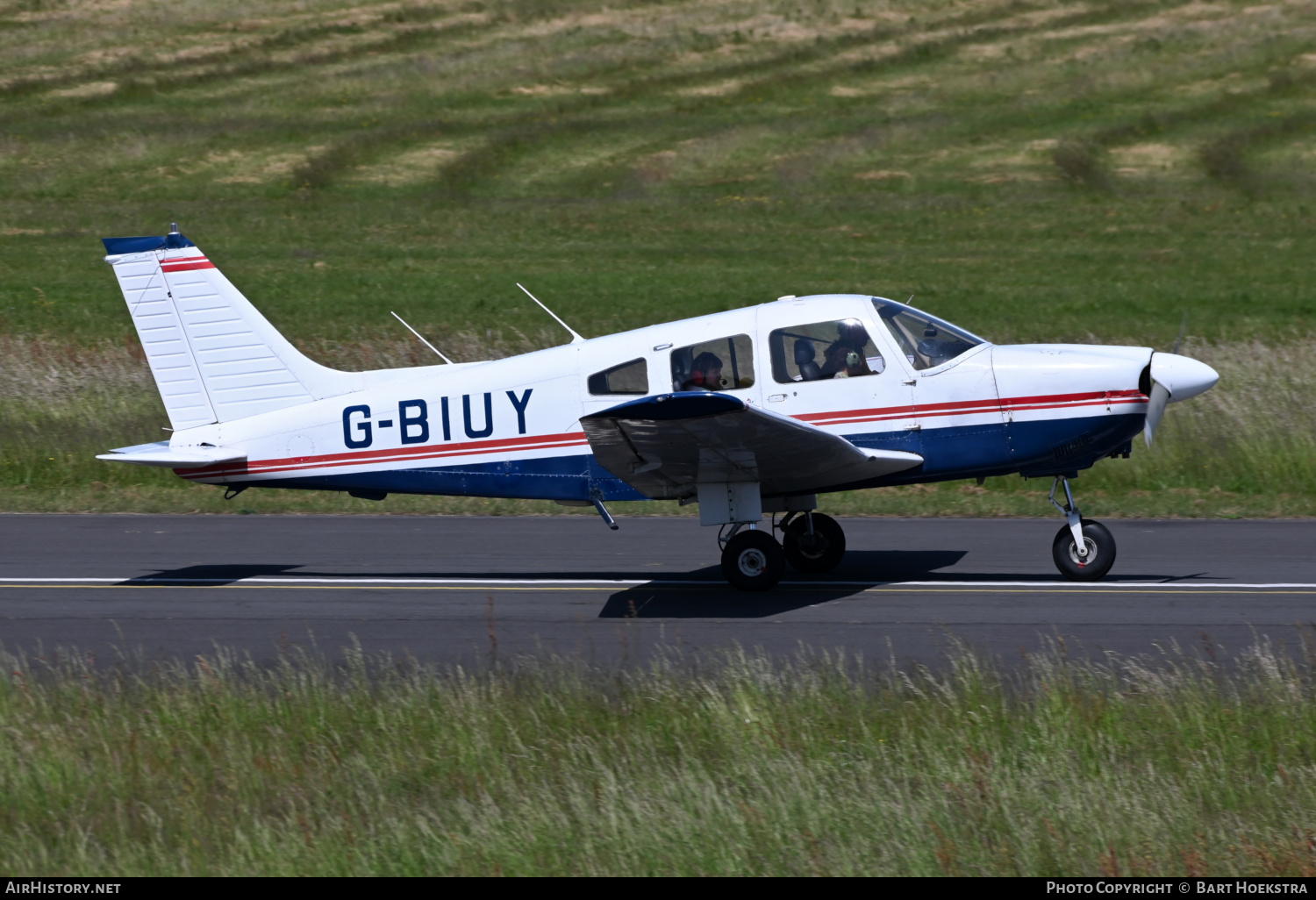 Aircraft Photo of G-BIUY | Piper PA-28-181 Archer II | AirHistory.net #576025