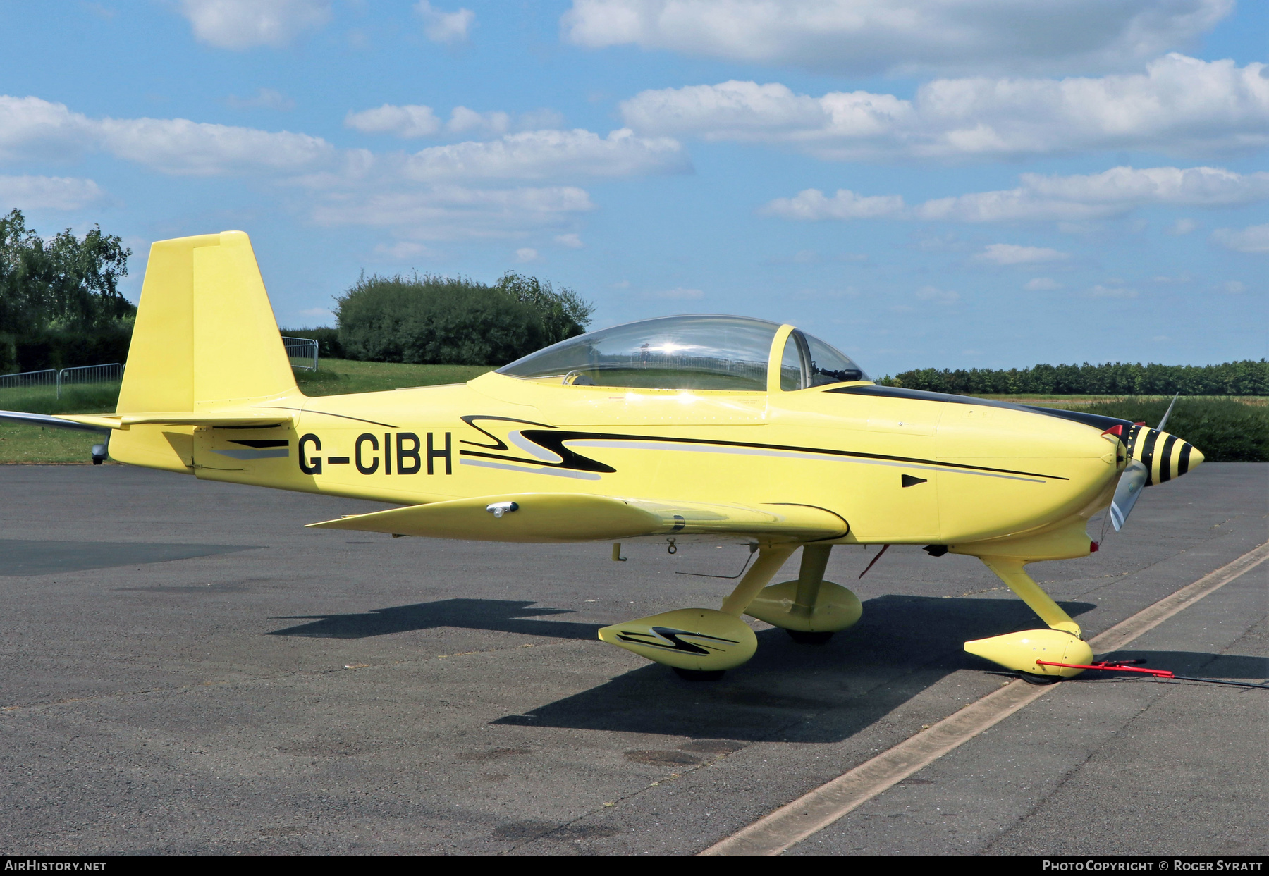 Aircraft Photo of G-CIBH | Van's RV-8A | AirHistory.net #576044