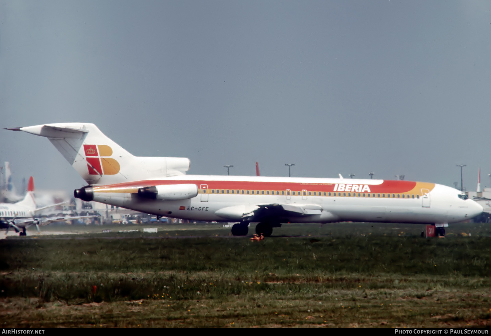 Aircraft Photo of EC-CFE | Boeing 727-256/Adv | Iberia | AirHistory.net #576061