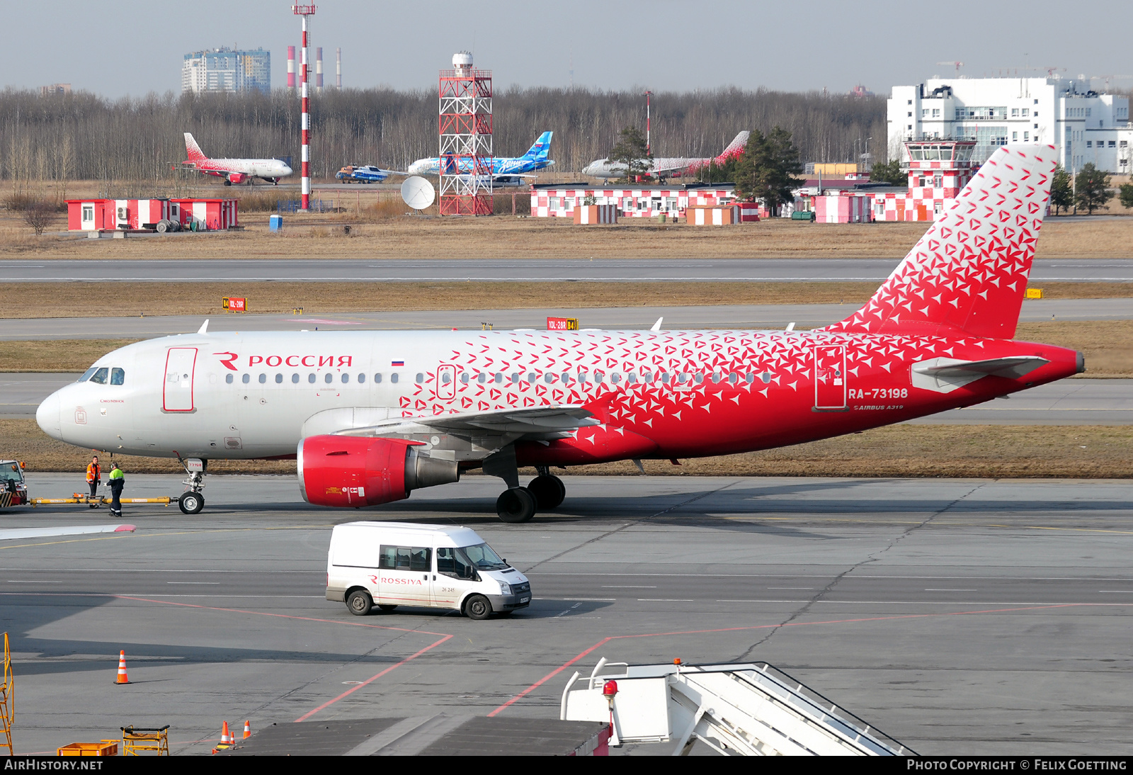 Aircraft Photo of RA-73198 | Airbus A319-111 | Rossiya - Russian Airlines | AirHistory.net #576116
