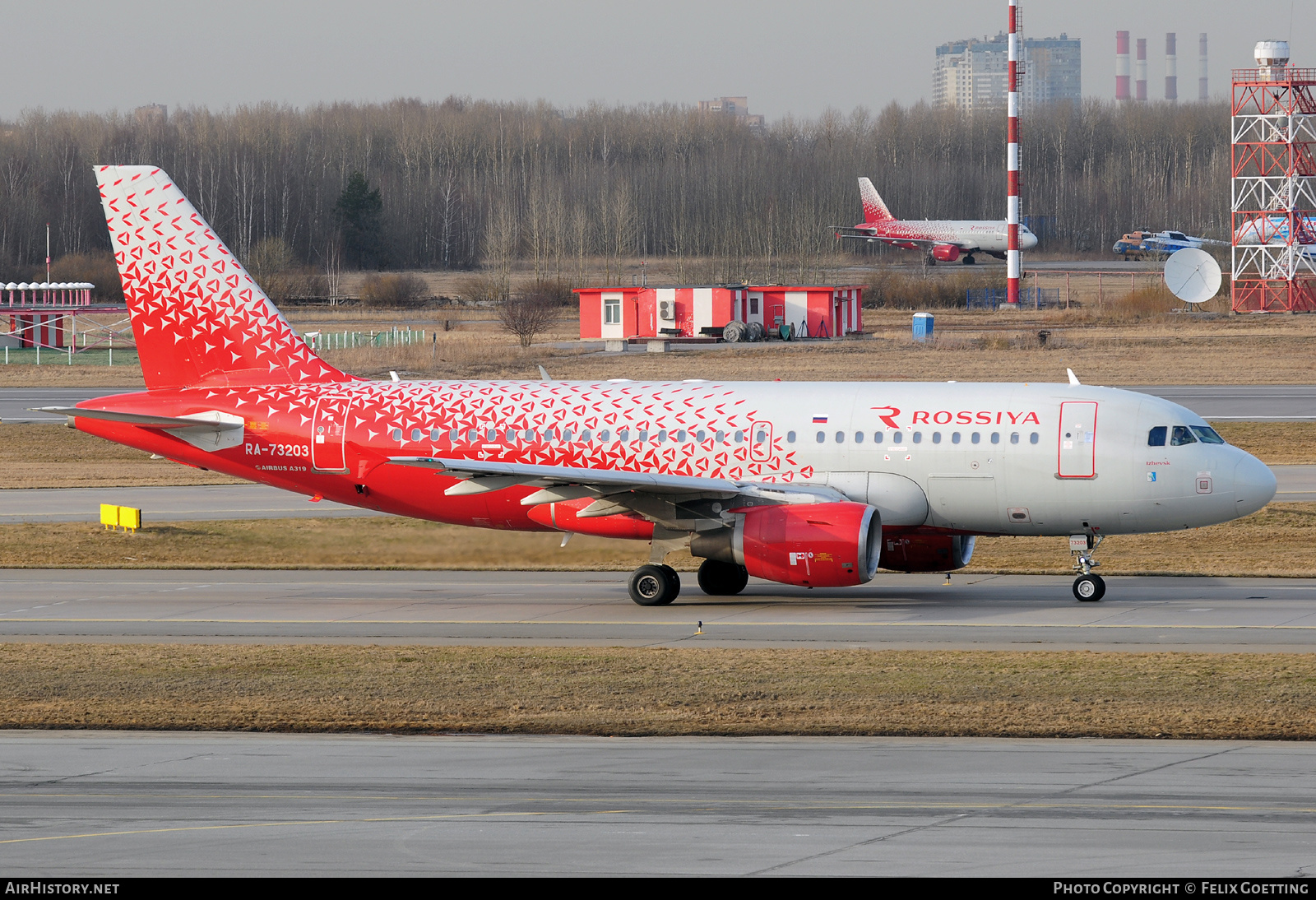 Aircraft Photo of RA-73203 | Airbus A319-111 | AirHistory.net #576127