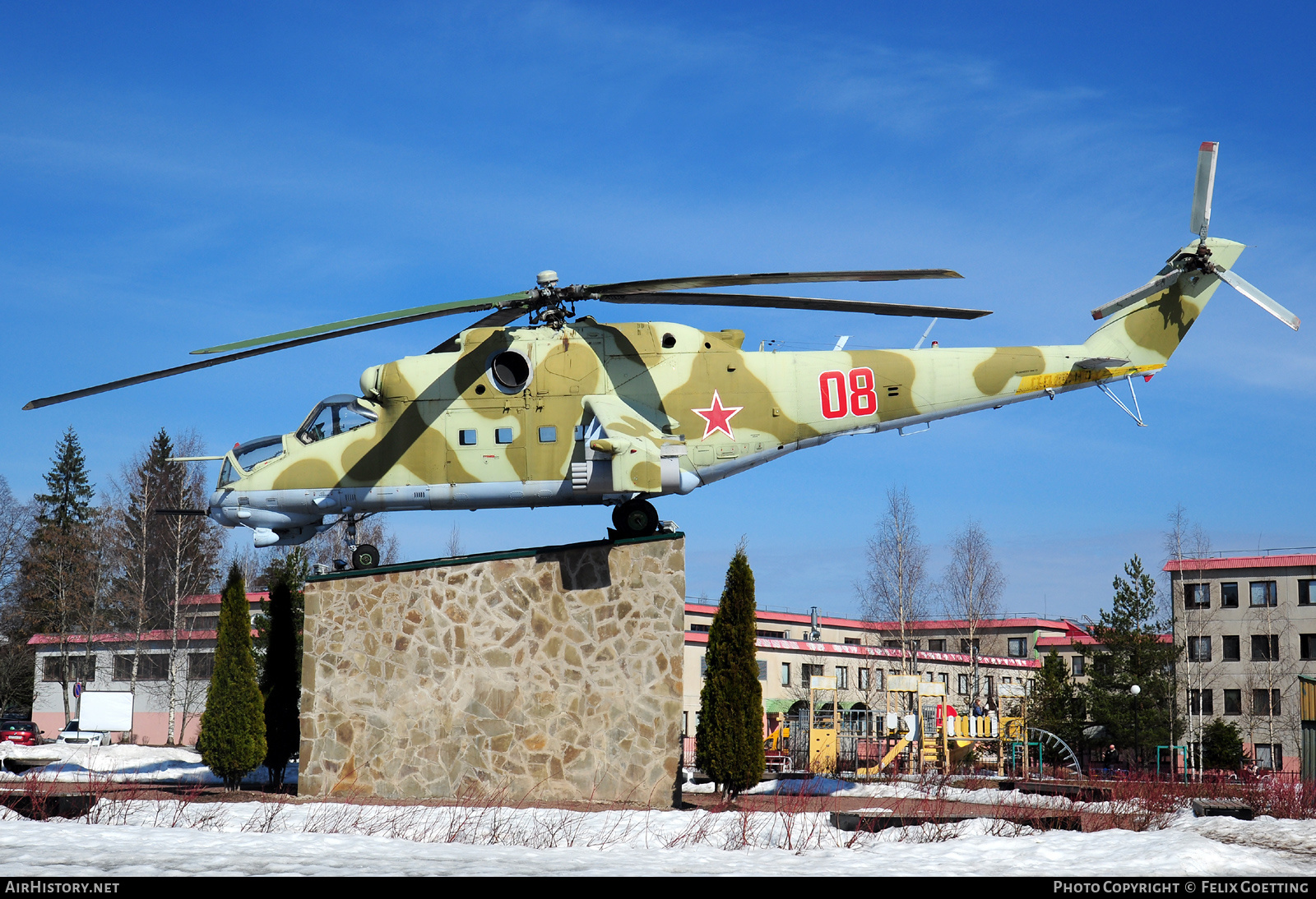 Aircraft Photo of 08 red | Mil Mi-24 | Russia - Air Force | AirHistory.net #576204