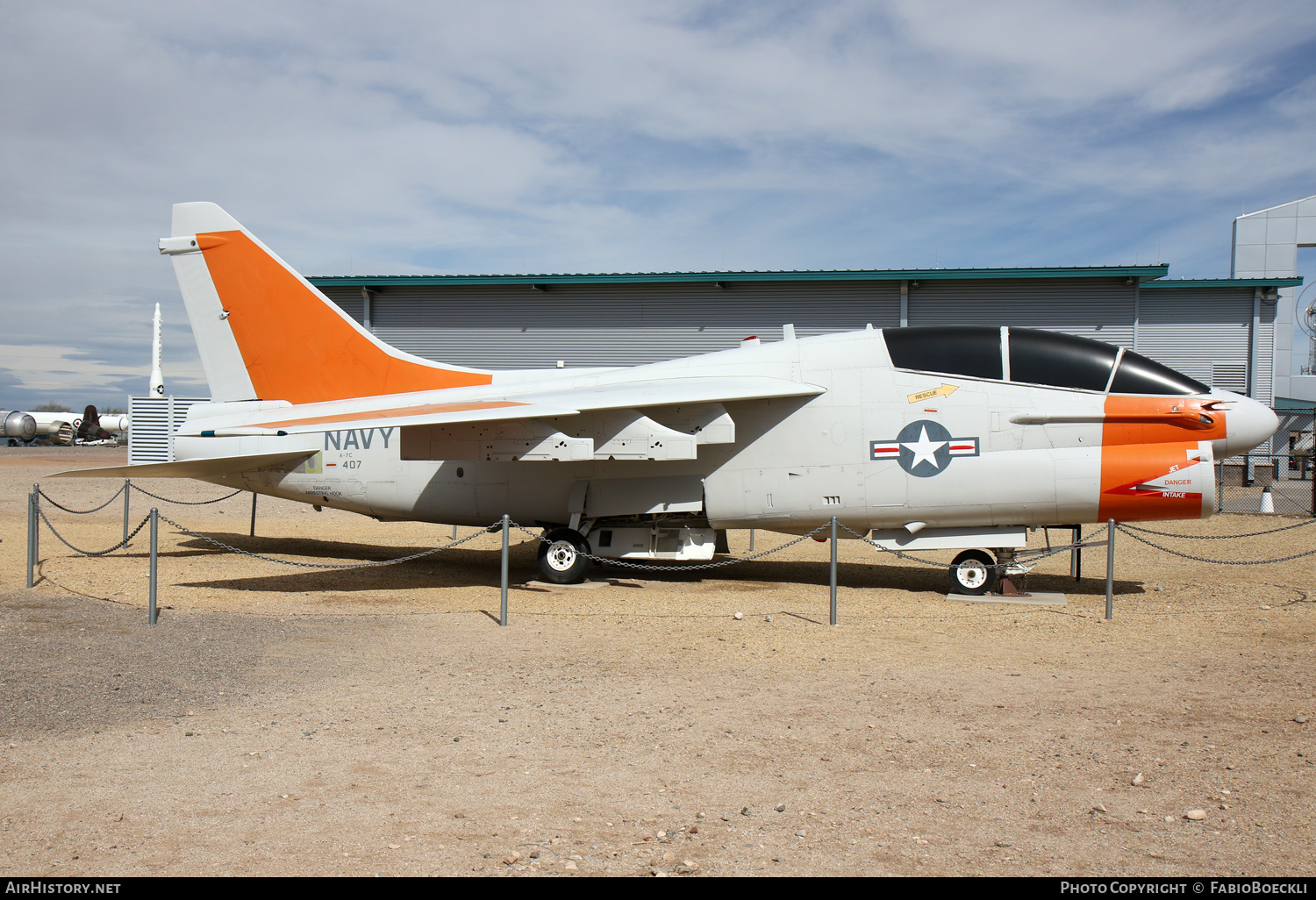 Aircraft Photo of 407 | LTV TA-7C Corsair II | USA - Navy | AirHistory ...