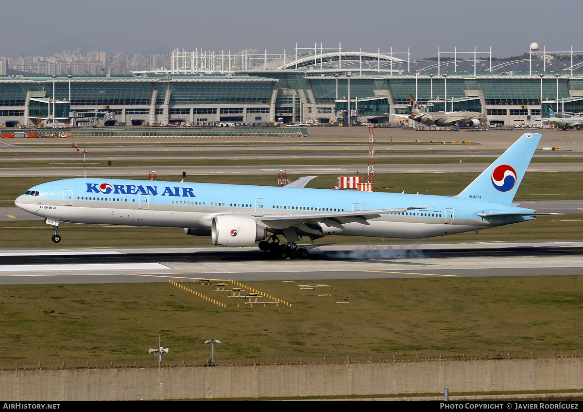 Aircraft Photo of HL8274 | Boeing 777-3B5/ER | Korean Air | AirHistory.net #576560