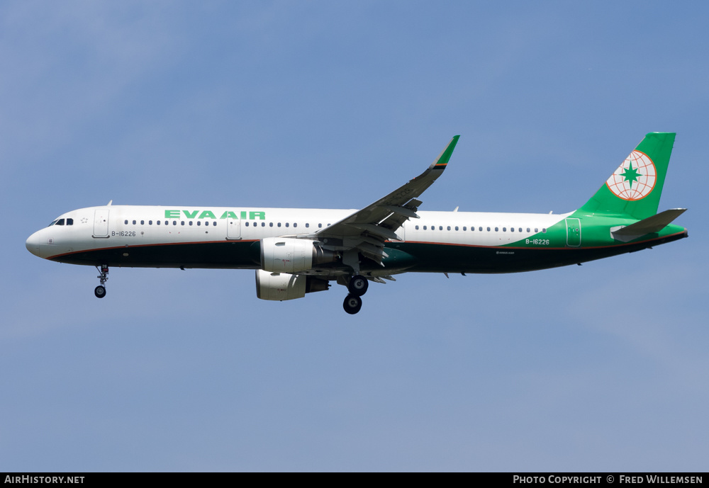 Aircraft Photo of B-16226 | Airbus A321-211 | EVA Air | AirHistory.net #576627