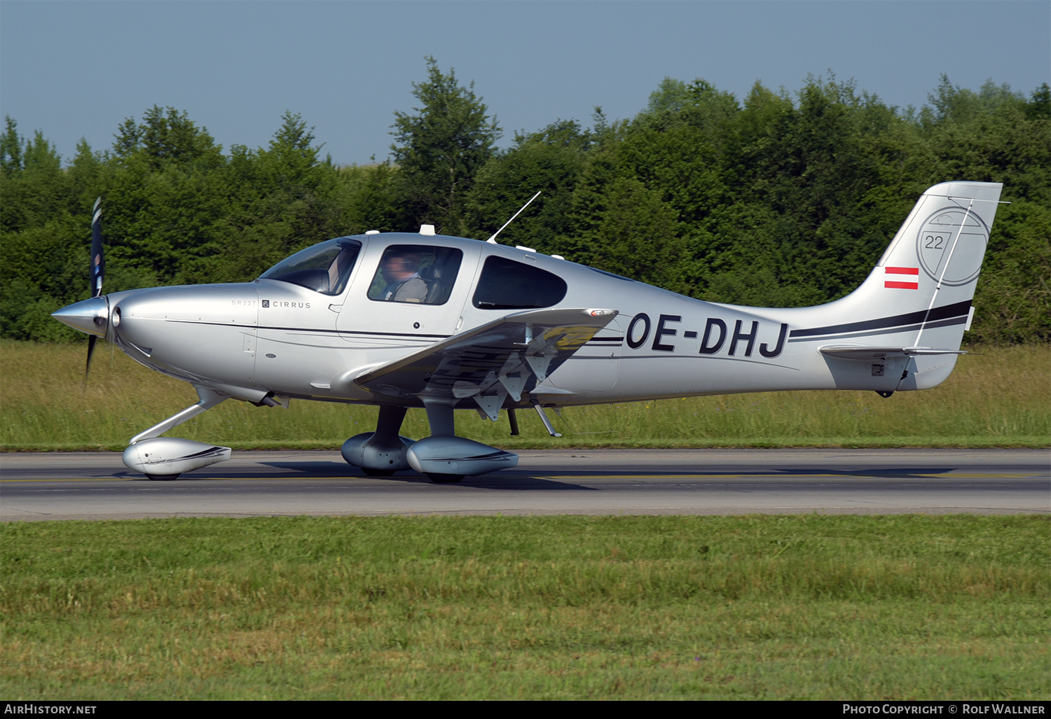 Aircraft Photo of OE-DHJ | Cirrus SR-22T G3 | AirHistory.net #576741
