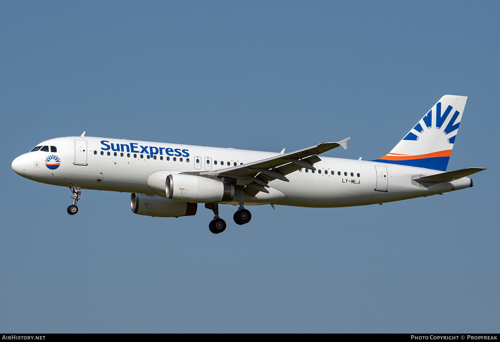 Aircraft Photo of LY-MLJ | Airbus A320-232 | SunExpress | AirHistory.net #576768