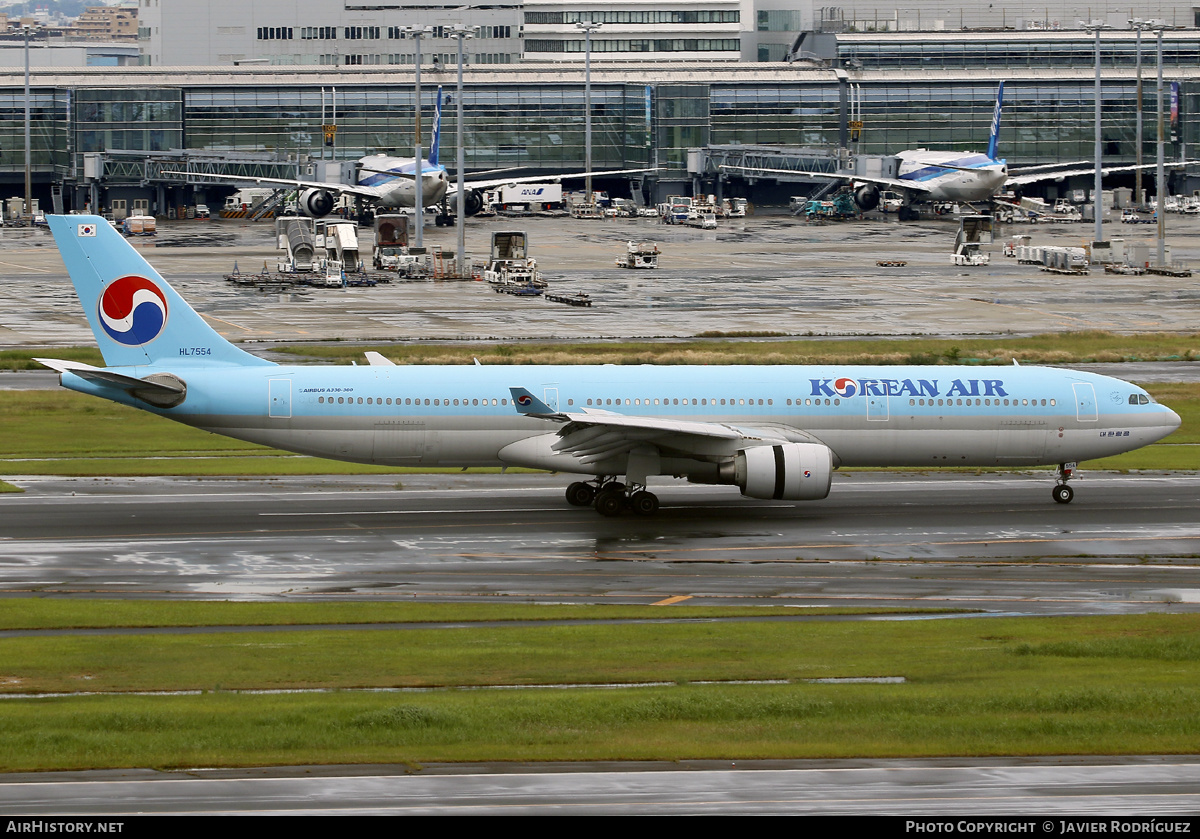 Aircraft Photo of HL7554 | Airbus A330-323 | Korean Air | AirHistory.net #576778