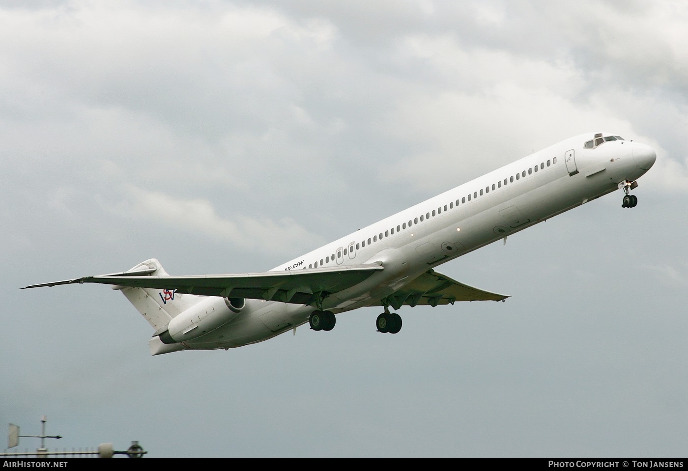 Aircraft Photo of SX-BSW | McDonnell Douglas MD-83 (DC-9-83) | Sky Wings | AirHistory.net #576782
