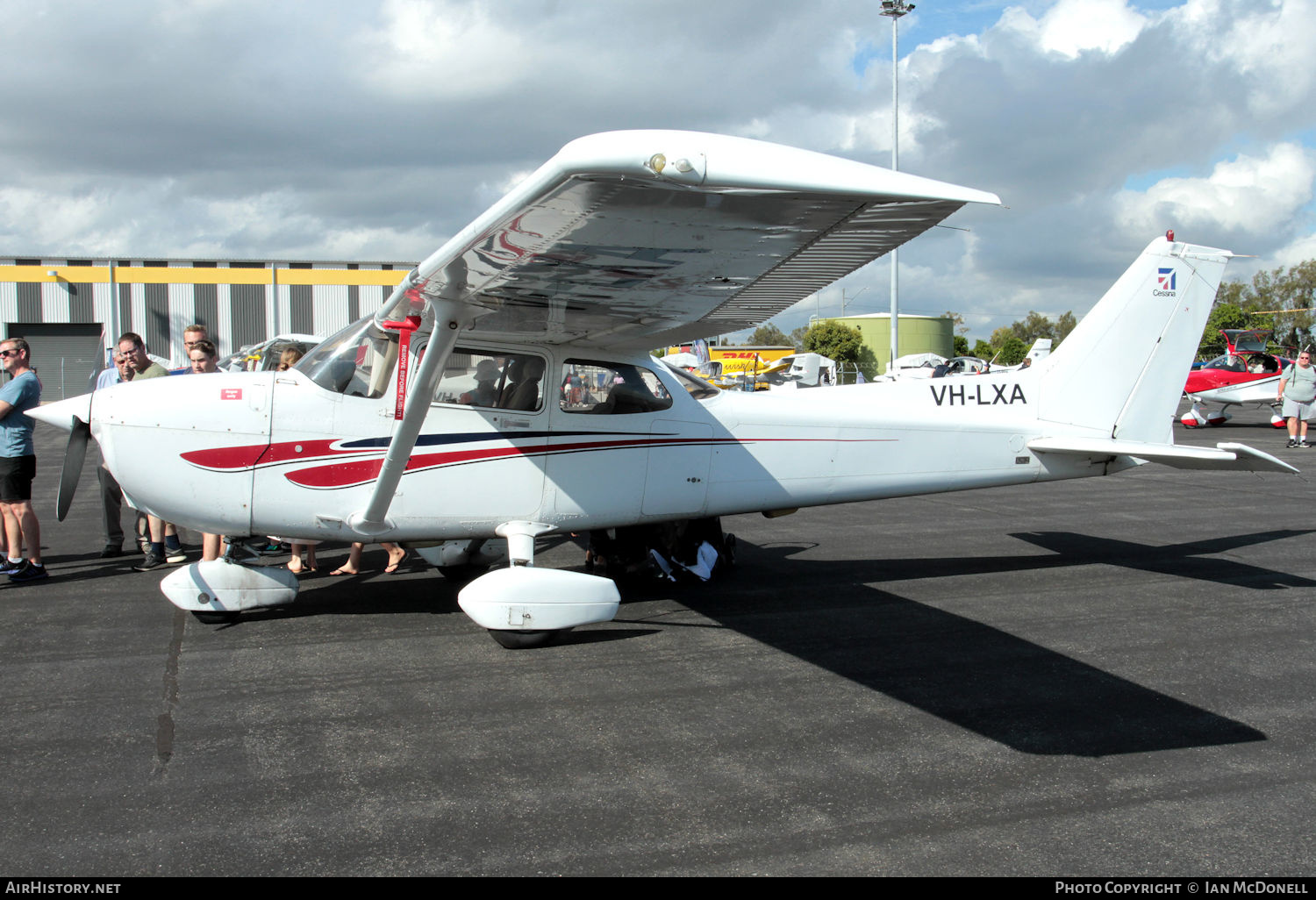 Aircraft Photo of VH-LXA | Cessna 172R Skyhawk | AirHistory.net #576953