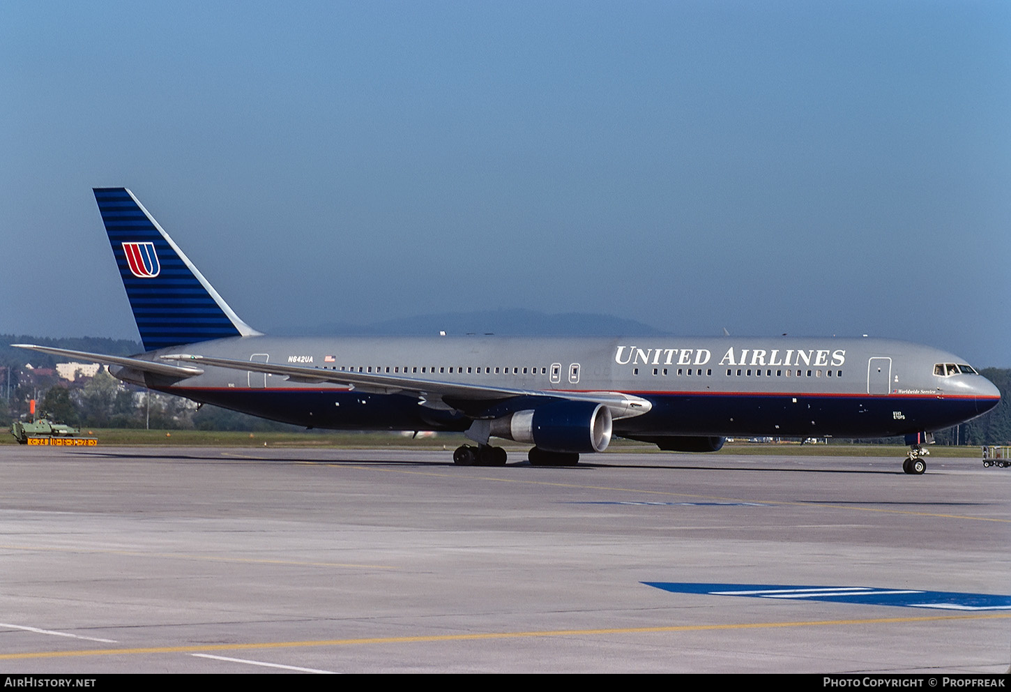 Aircraft Photo of N642UA | Boeing 767-322/ER | United Airlines | AirHistory.net #576960