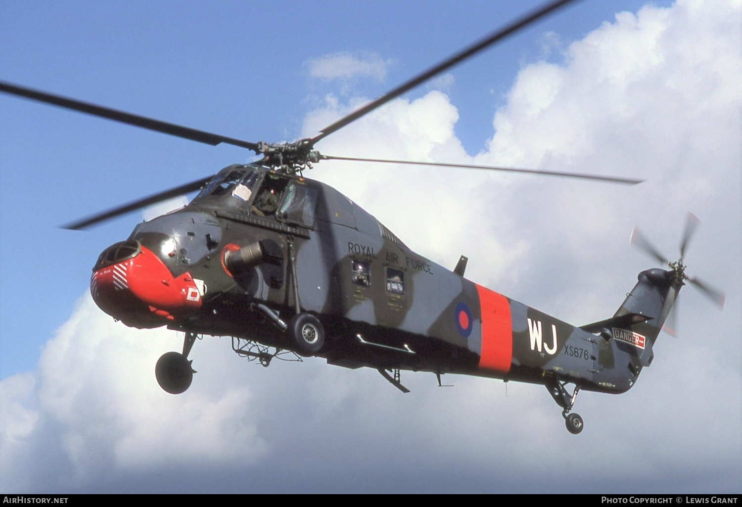 Aircraft Photo of XS676 | Westland WS-58 Wessex HC.2 | UK - Air Force | AirHistory.net #576971