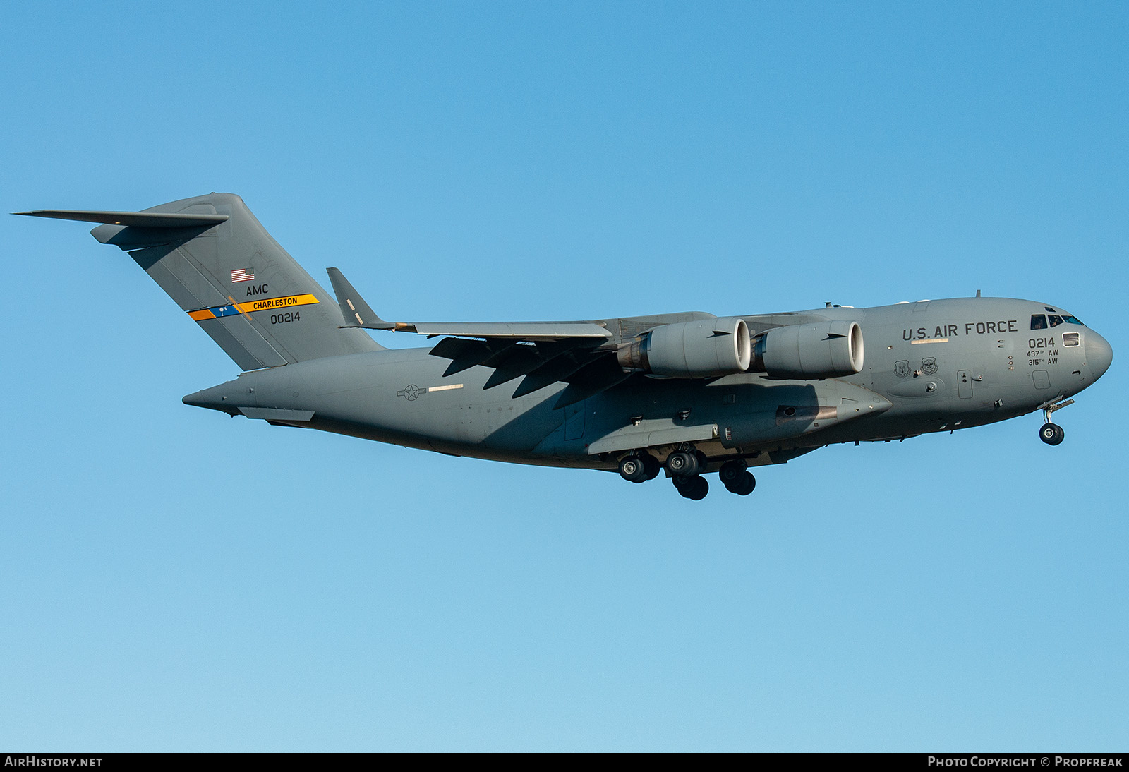 Aircraft Photo of 10-0214 | Boeing C-17A Globemaster III | USA - Air Force | AirHistory.net #577041