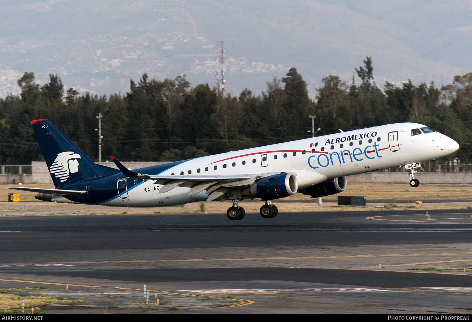 Aircraft Photo of XA-ACJ | Embraer 190LR (ERJ-190-100LR) | AeroMéxico Connect | AirHistory.net #577053