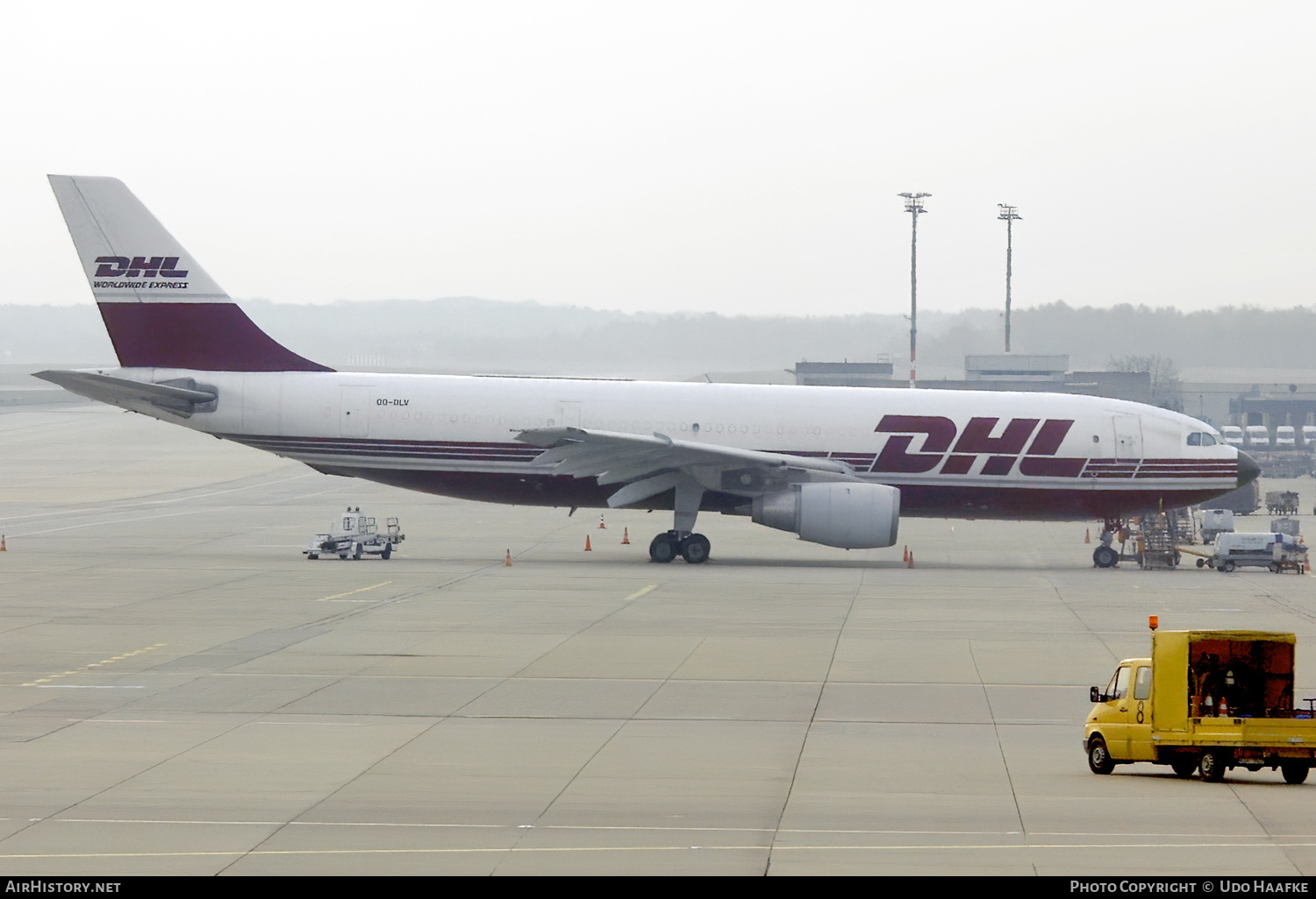 Aircraft Photo of OO-DLV | Airbus A300B4-203(F) | DHL Worldwide Express | AirHistory.net #577068