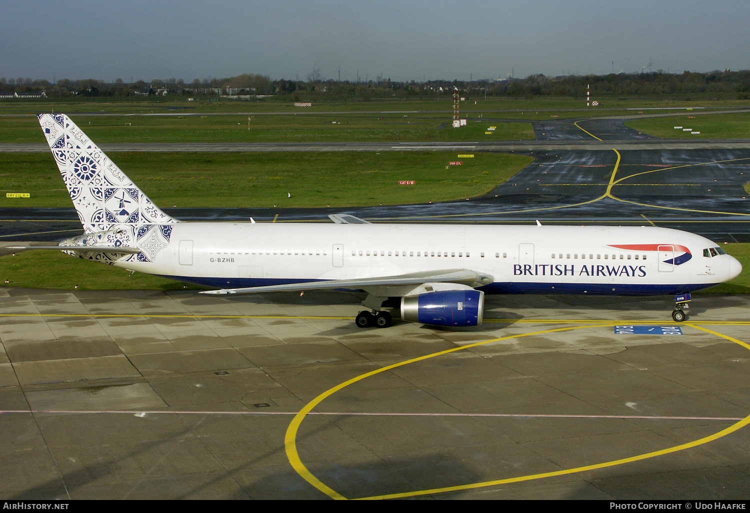 Aircraft Photo of G-BZHB | Boeing 767-336/ER | British Airways | AirHistory.net #577103