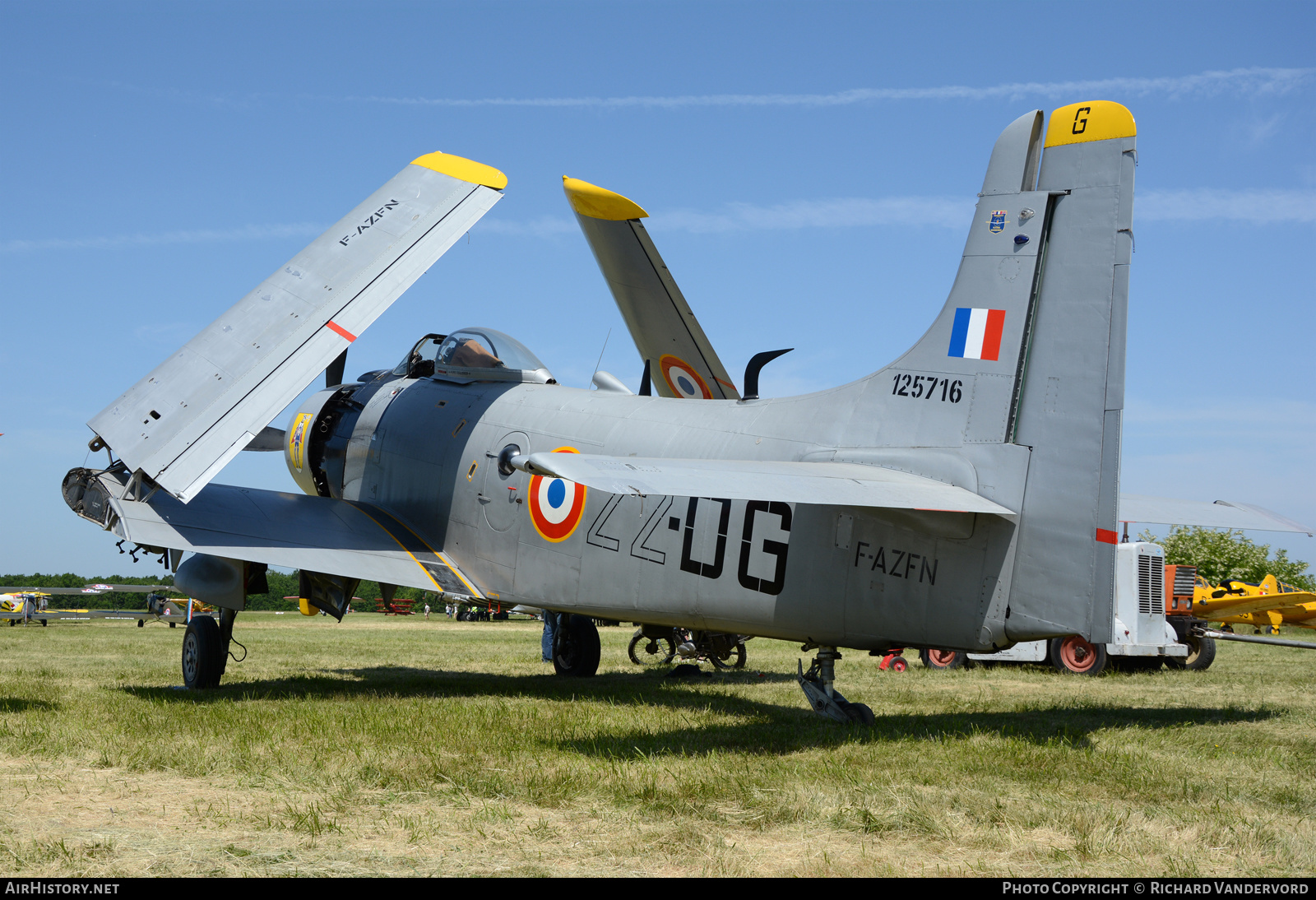 Aircraft Photo of F-AZFN / 125716 | Douglas A-1D Skyraider (AD-4N) | France - Air Force | AirHistory.net #577294