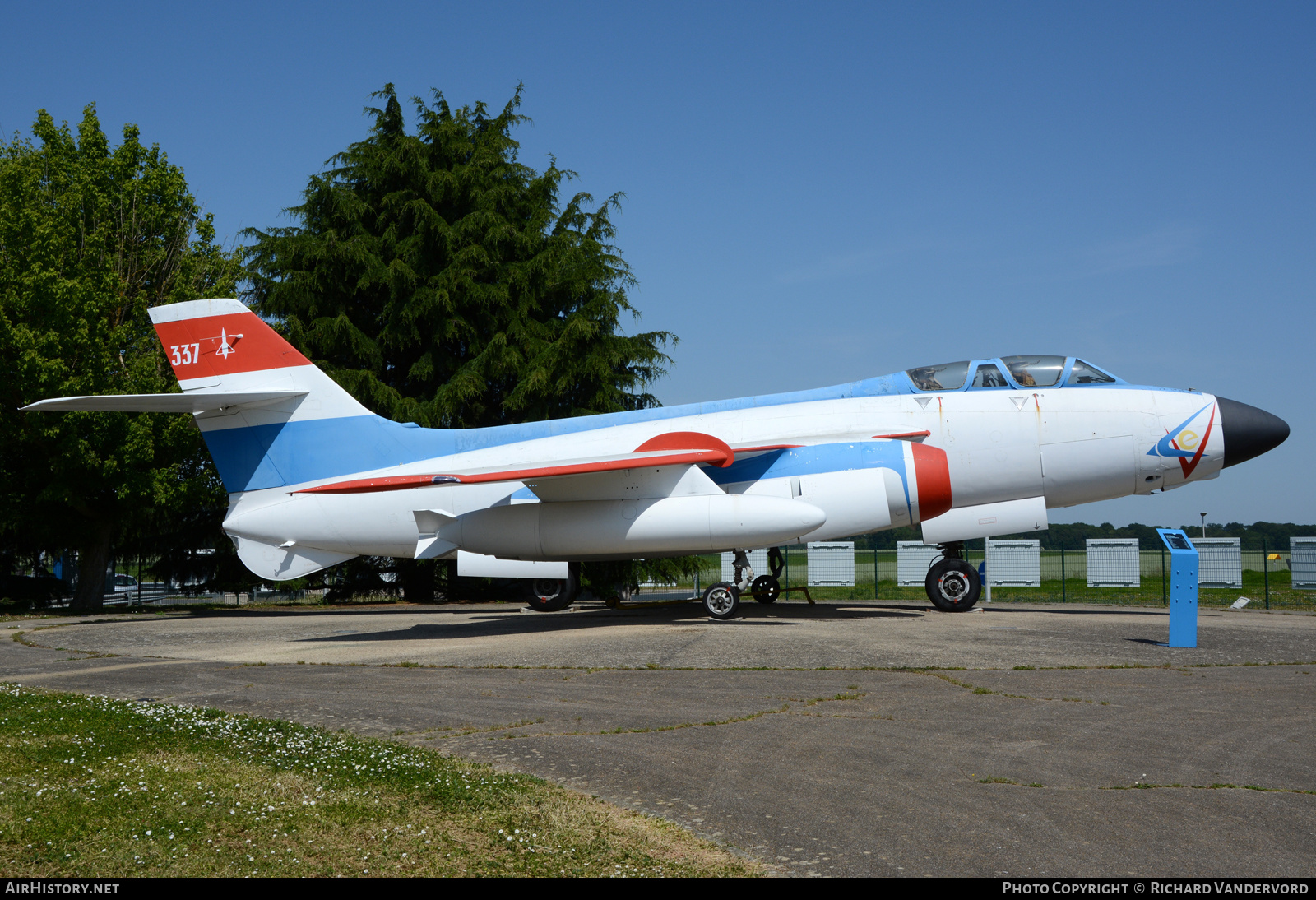 Aircraft Photo of 337 | Sud SO-4050 Vautour IIN | France - Air Force | AirHistory.net #577337