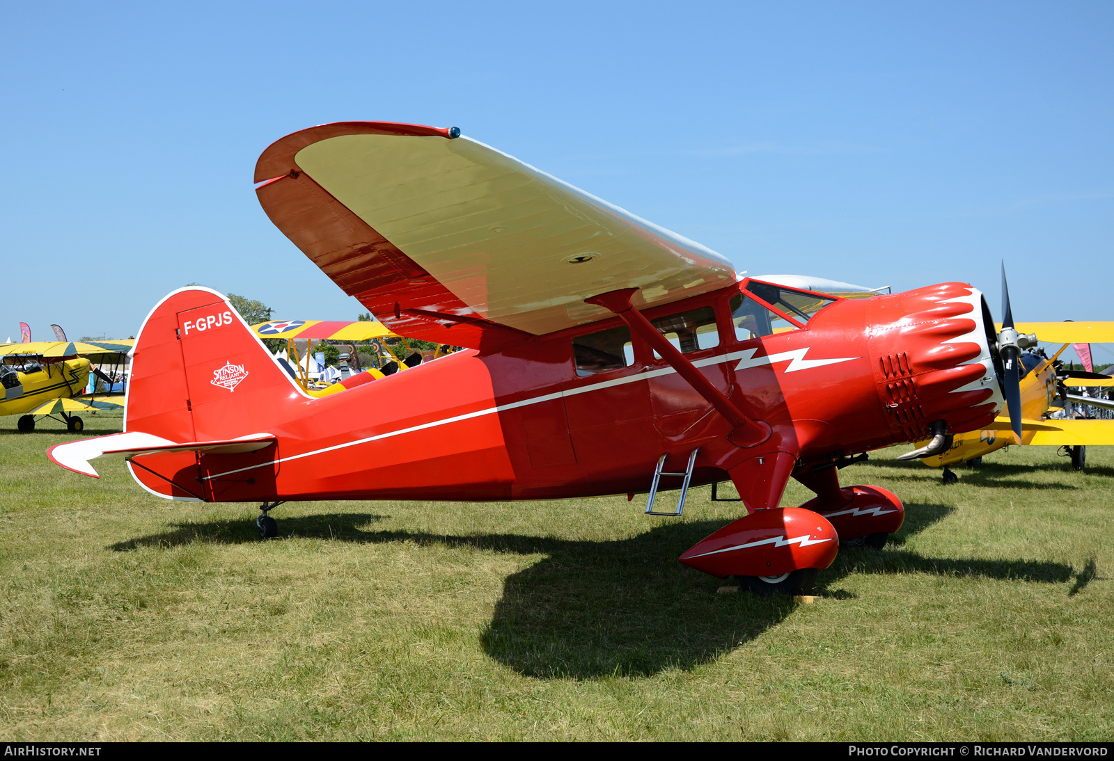 Aircraft Photo of F-GPJS | Stinson SR-10C Reliant | AirHistory.net #577356