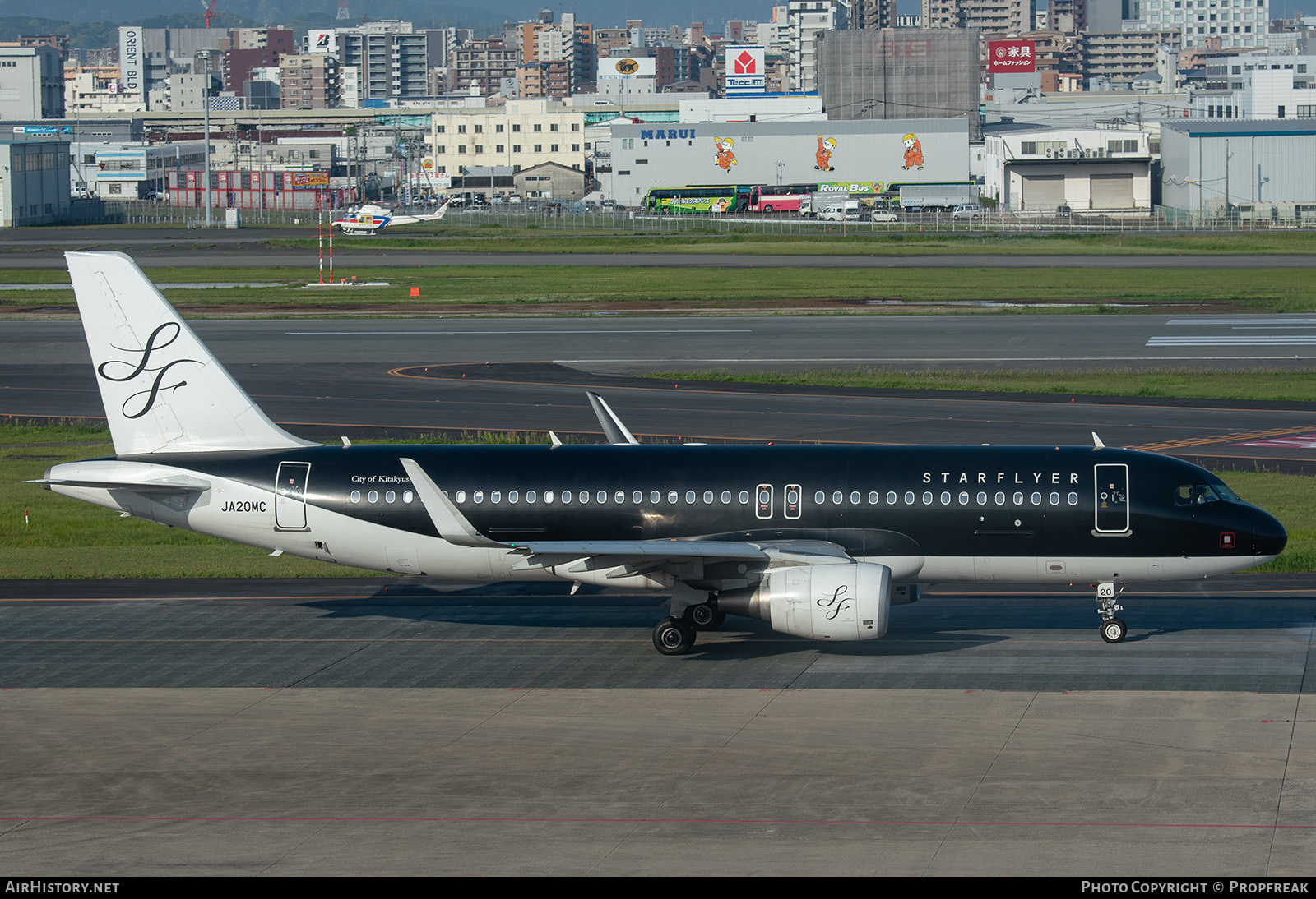 Aircraft Photo of JA20MC | Airbus A320-214 | StarFlyer | AirHistory.net #577390