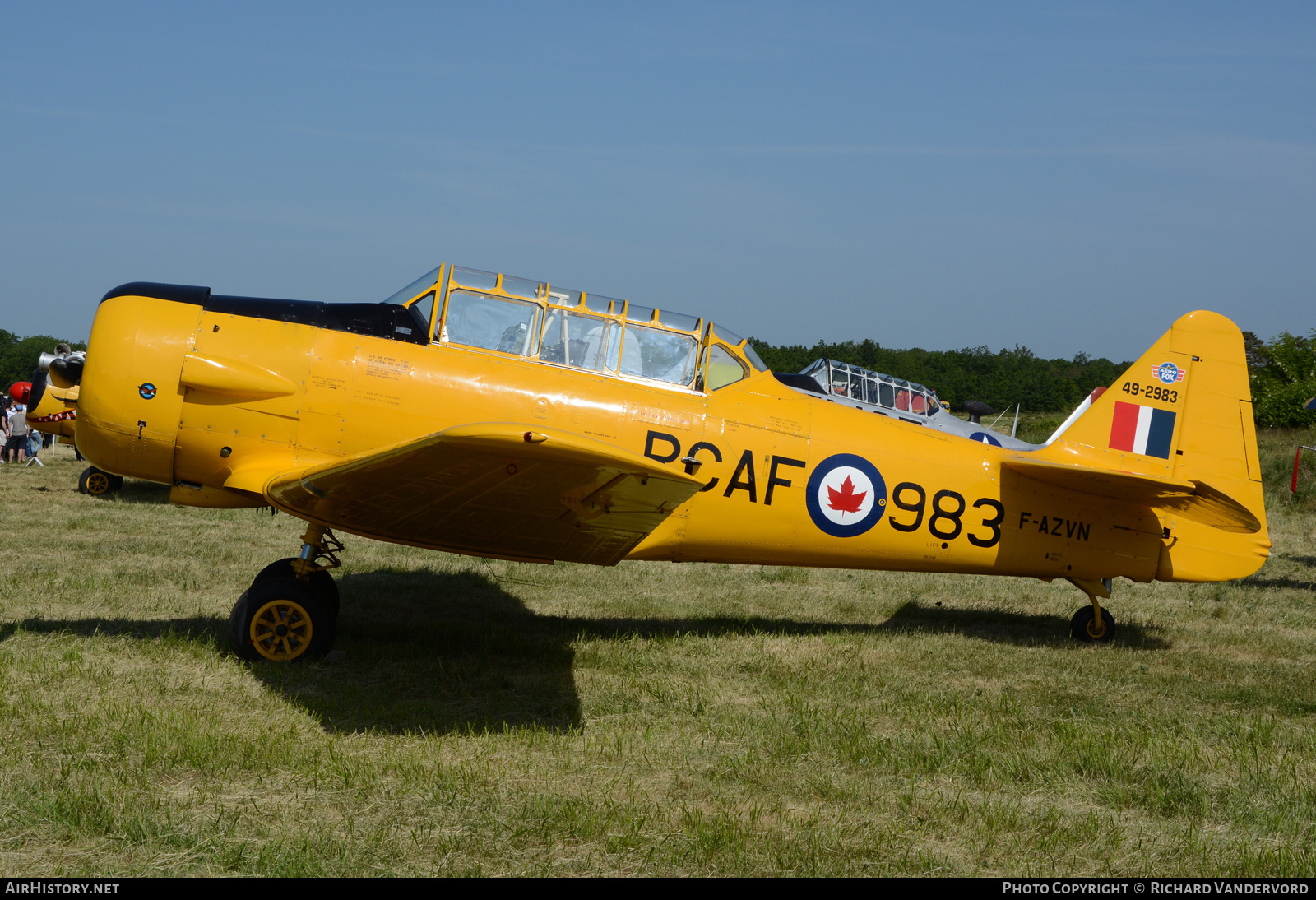 Aircraft Photo of F-AZVN / 49-2983 | North American T-6G Texan | Canada - Air Force | AirHistory.net #577391