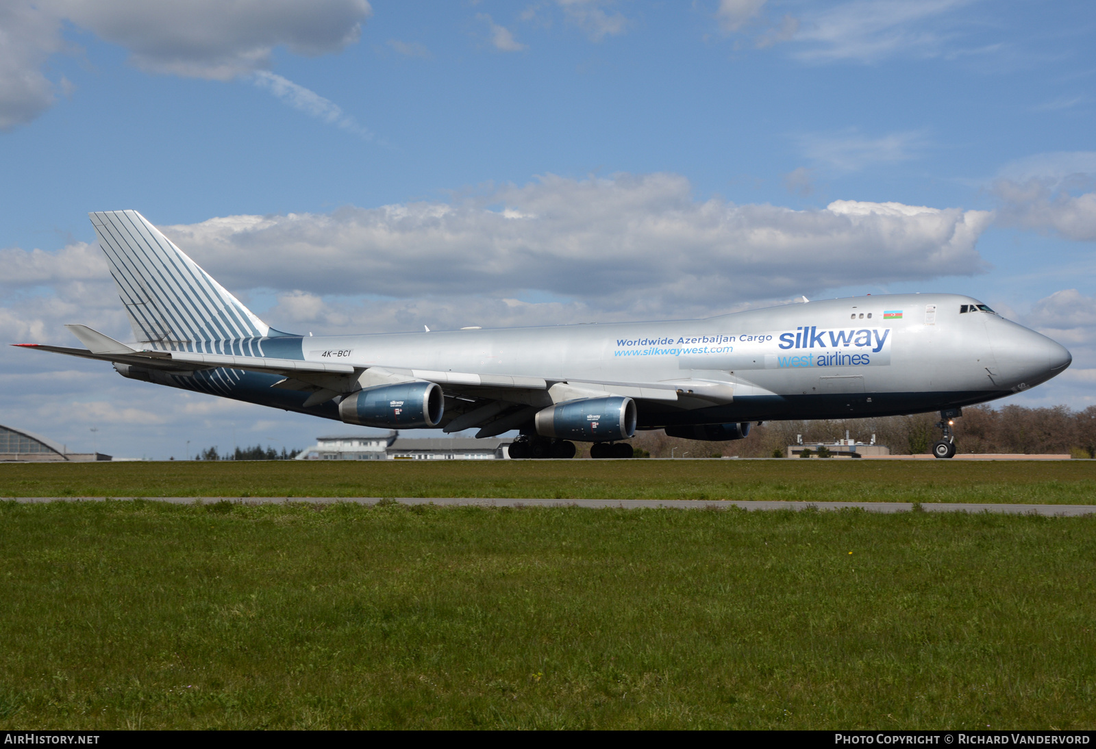 Aircraft Photo of 4K-BCI | Boeing 747-467F/ER/SCD | SilkWay West Airlines | AirHistory.net #577396