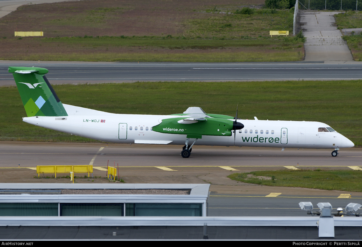 Aircraft Photo of LN-WDJ | Bombardier DHC-8-402 Dash 8 | Widerøe | AirHistory.net #577437