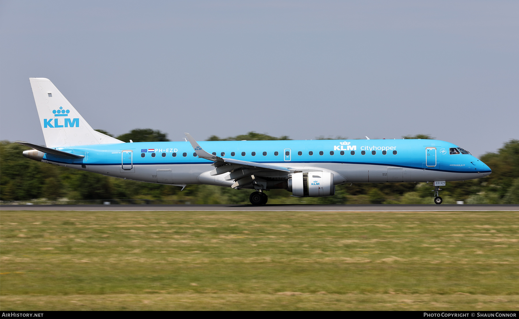 Aircraft Photo of PH-EZD | Embraer 190STD (ERJ-190-100STD) | KLM Cityhopper | AirHistory.net #577454