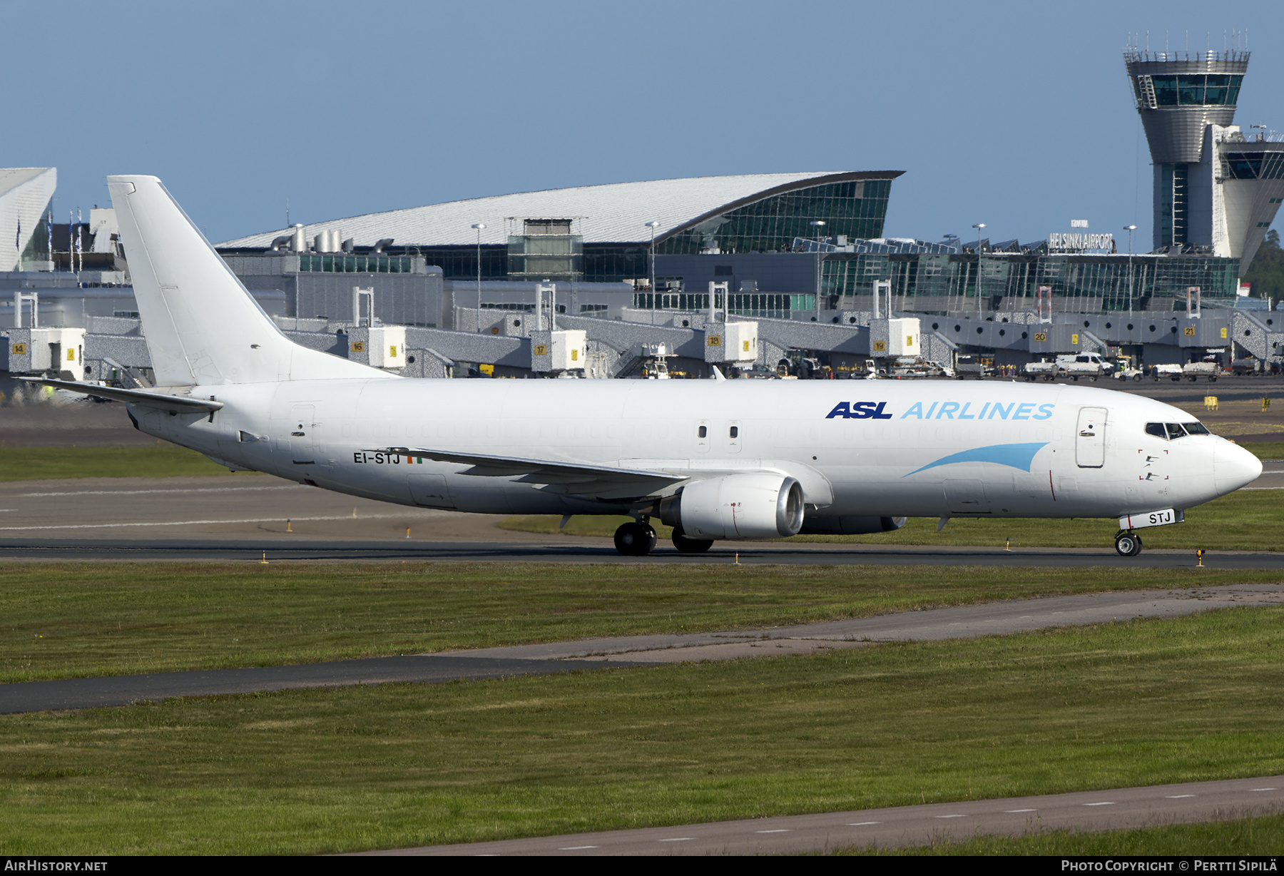 Aircraft Photo of EI-STJ | Boeing 737-490(SF) | ASL Airlines | AirHistory.net #577458