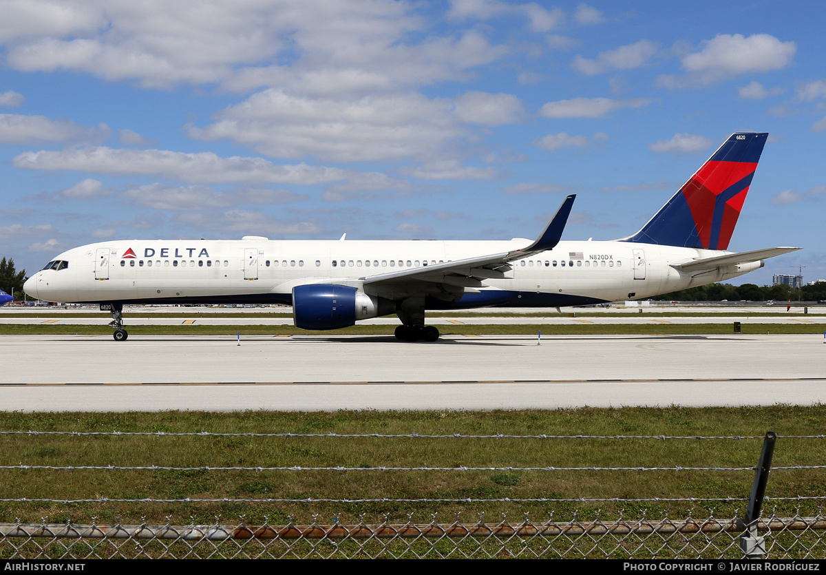Aircraft Photo of N820DX | Boeing 757-26D | Delta Air Lines | AirHistory.net #577465