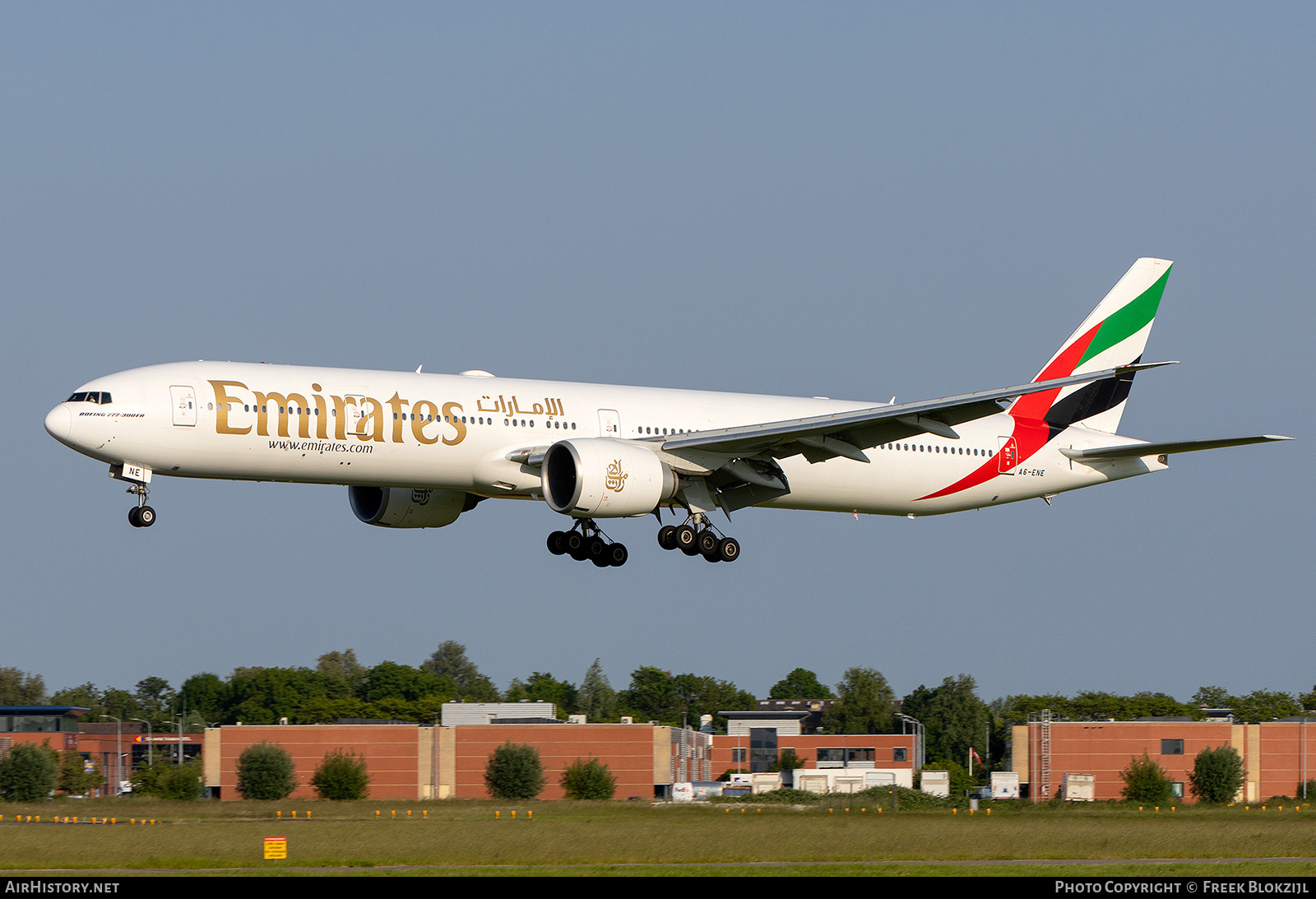 Aircraft Photo of A6-ENE | Boeing 777-31H/ER | Emirates | AirHistory.net #577469