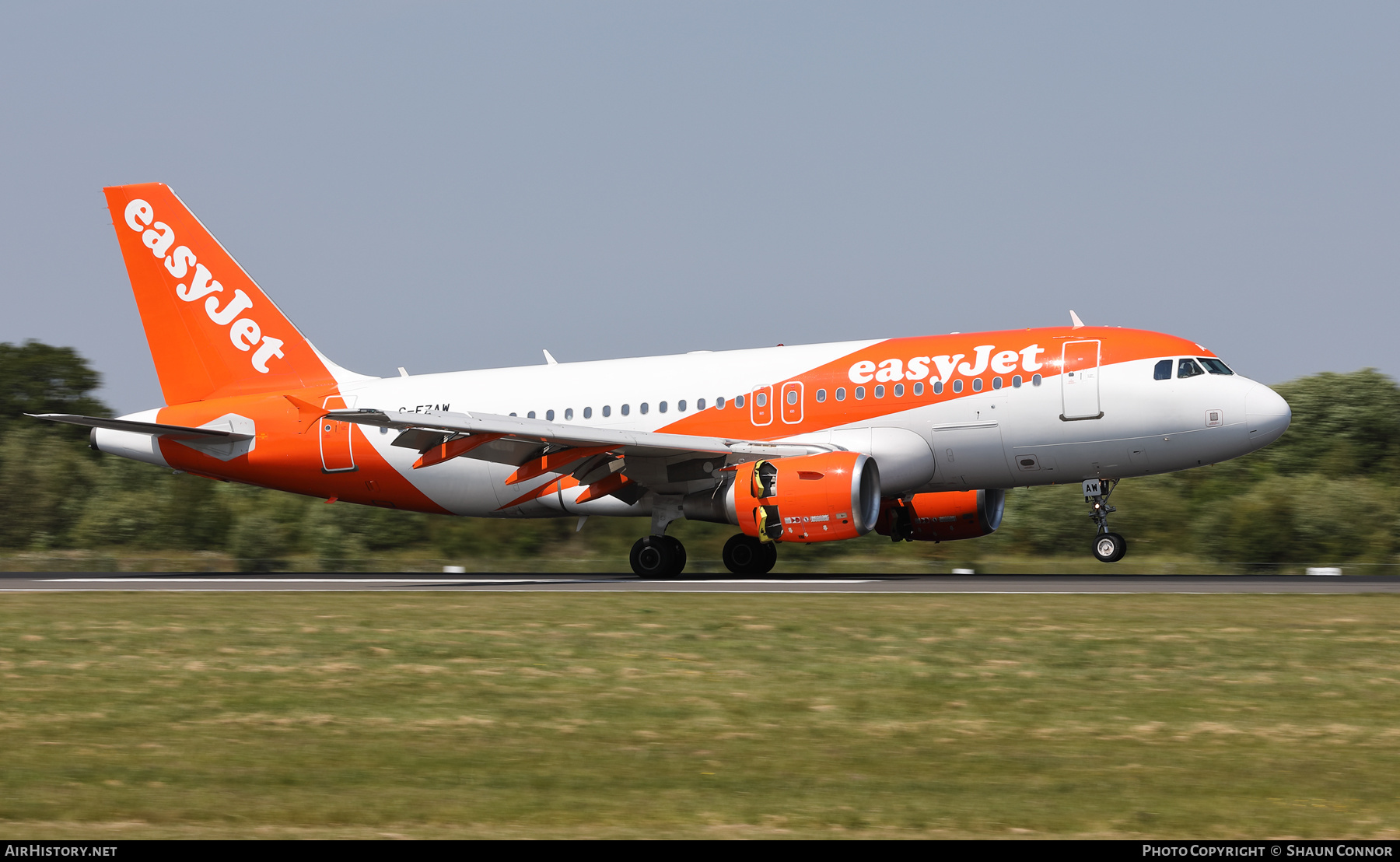 Aircraft Photo of G-EZAW | Airbus A319-111 | EasyJet | AirHistory.net #577492