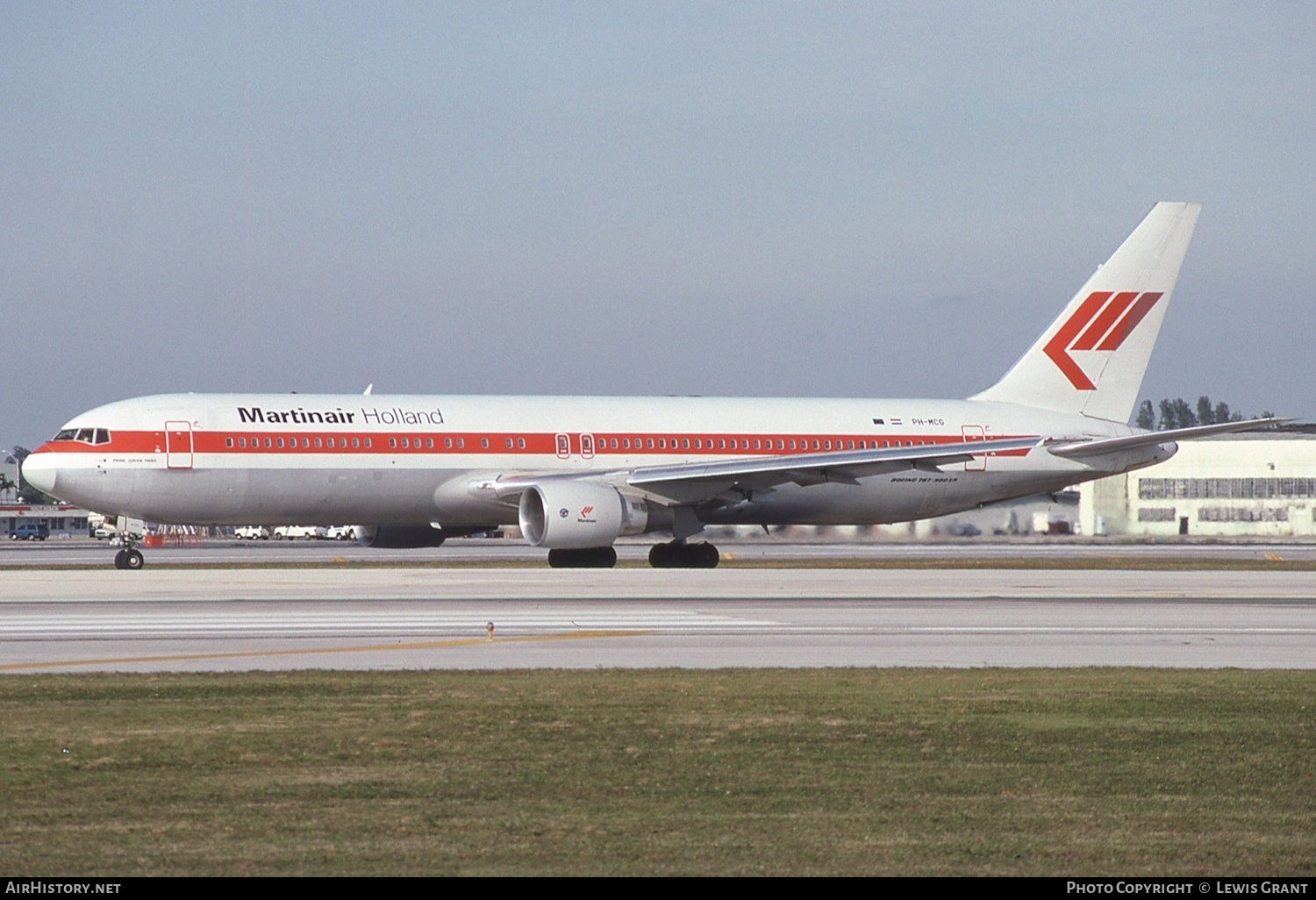 Aircraft Photo of PH-MCG | Boeing 767-31A/ER | Martinair Holland | AirHistory.net #577561