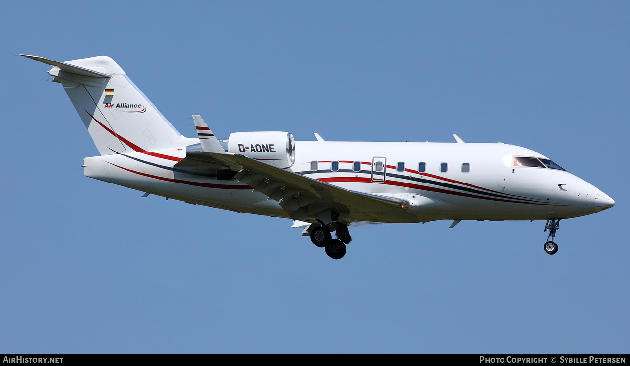 Aircraft Photo of D-AONE | Bombardier Challenger 604 (CL-600-2B16) | Air Alliance | AirHistory.net #577613