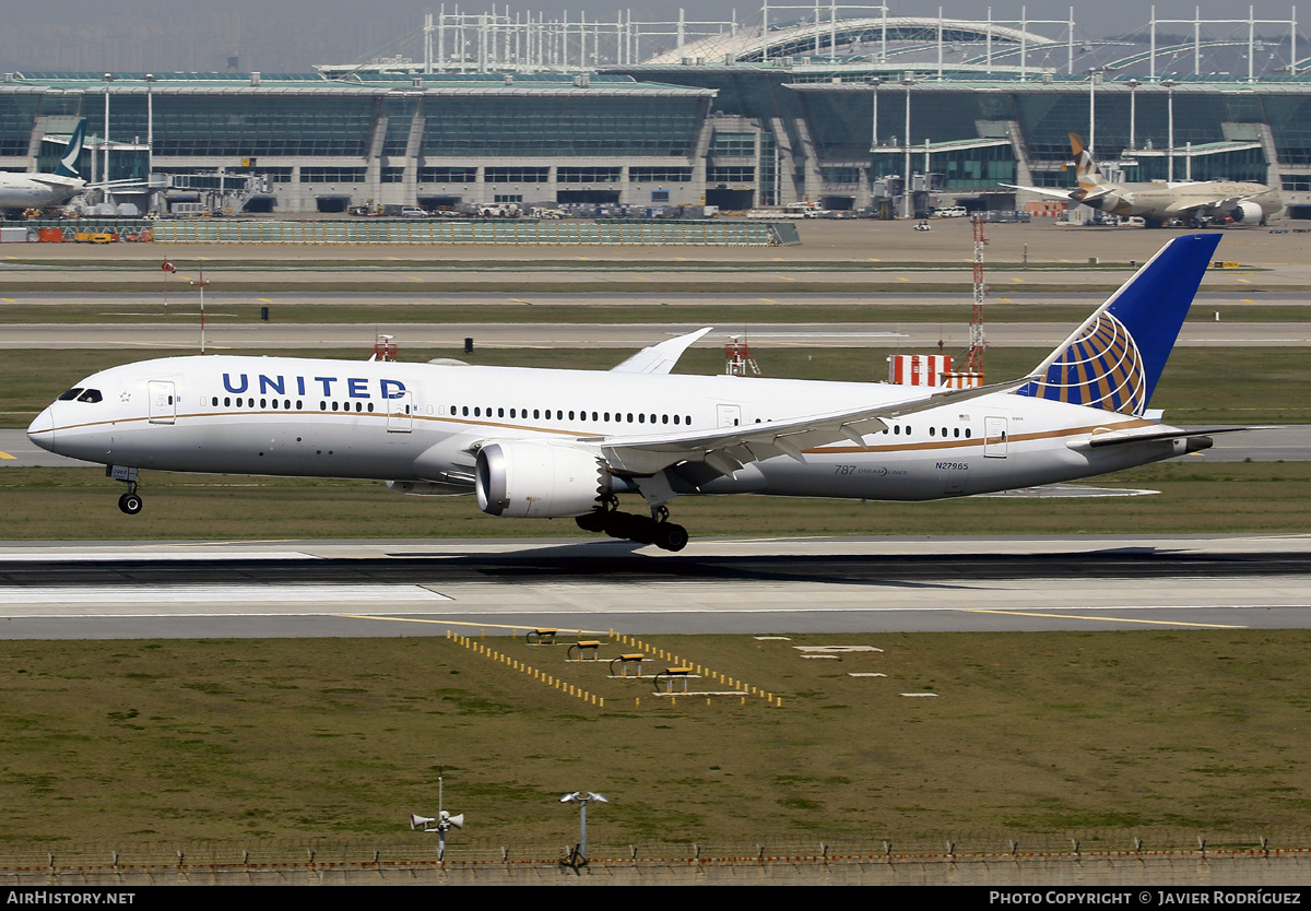 Aircraft Photo of N27965 | Boeing 787-9 Dreamliner | United Airlines | AirHistory.net #577629
