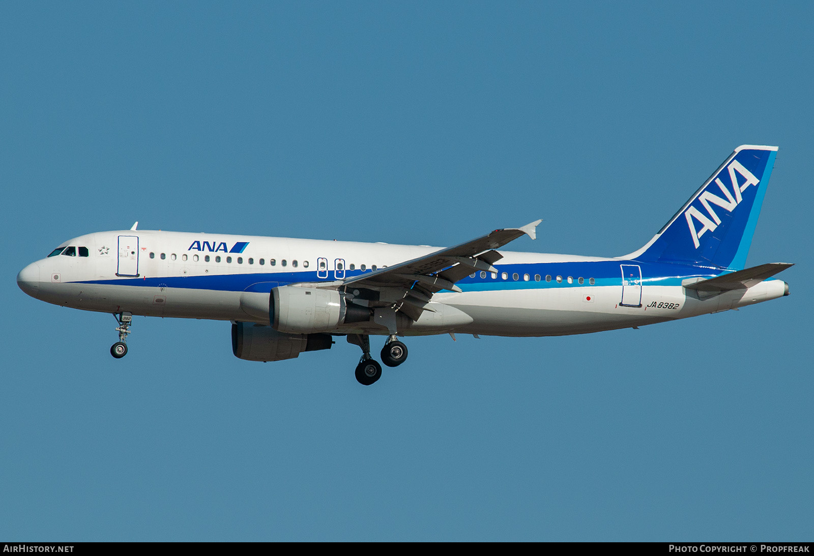 Aircraft Photo of JA8382 | Airbus A320-211 | All Nippon Airways - ANA | AirHistory.net #577659