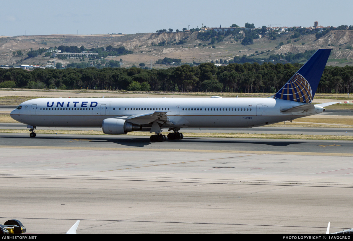 Aircraft Photo of N67052 | Boeing 767-424/ER | United Airlines | AirHistory.net #577802