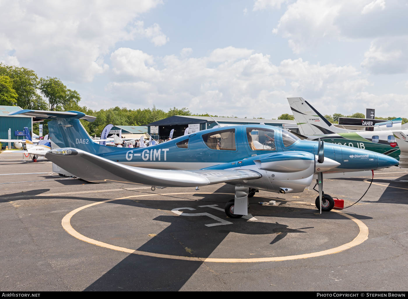 Aircraft Photo of G-GIMT | Diamond DA62 | AirHistory.net #577809