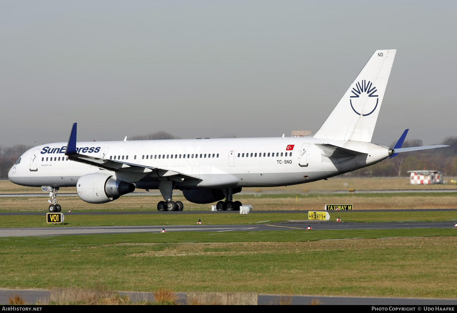 Aircraft Photo of TC-SND | Boeing 757-28A | SunExpress | AirHistory.net #577824